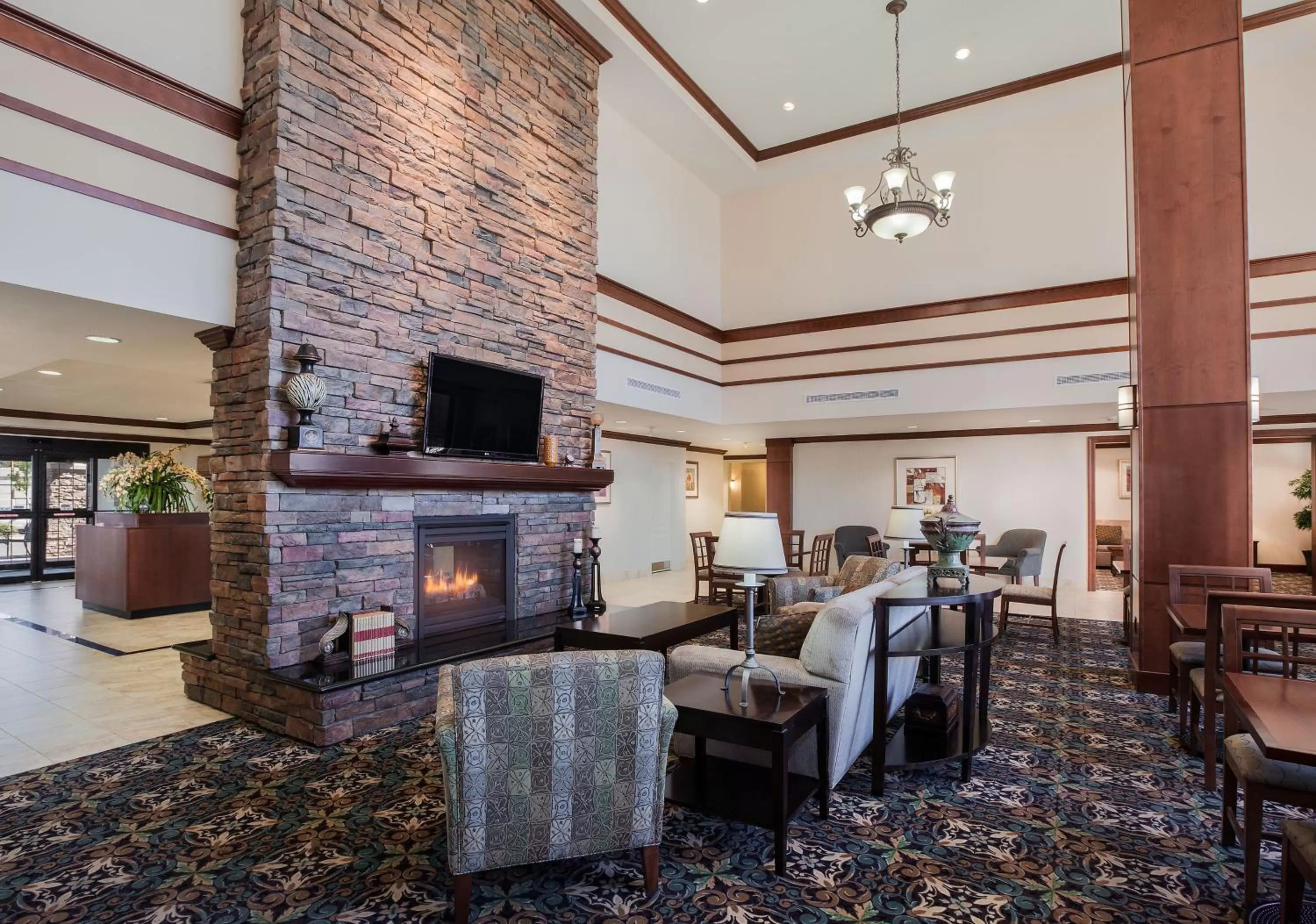 Property building in Staybridge Suites El Paso Airport by IHG