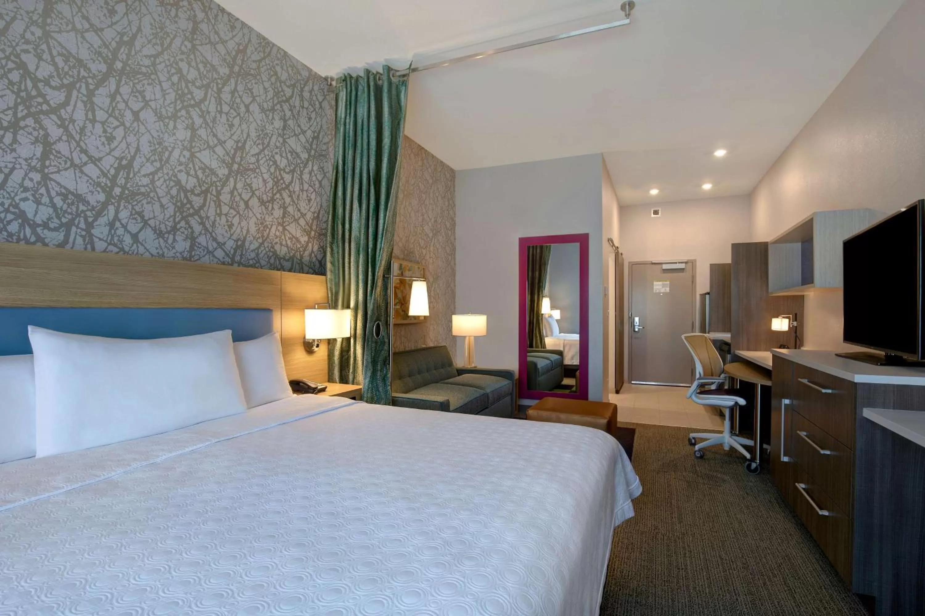 Bed in Home2 Suites By Hilton Lewisville Dallas