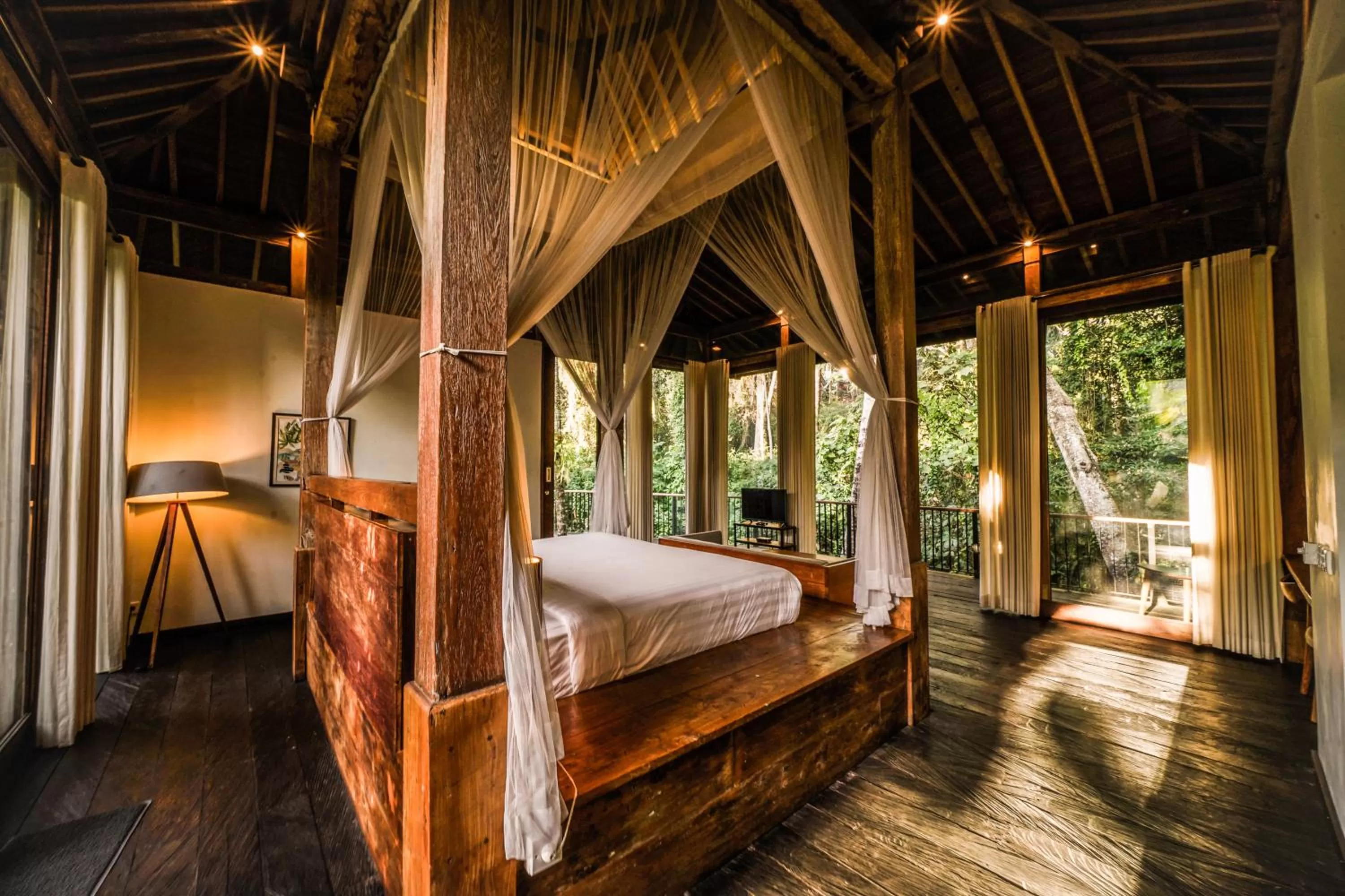 Bedroom, Bed in Surya Kembar Villas