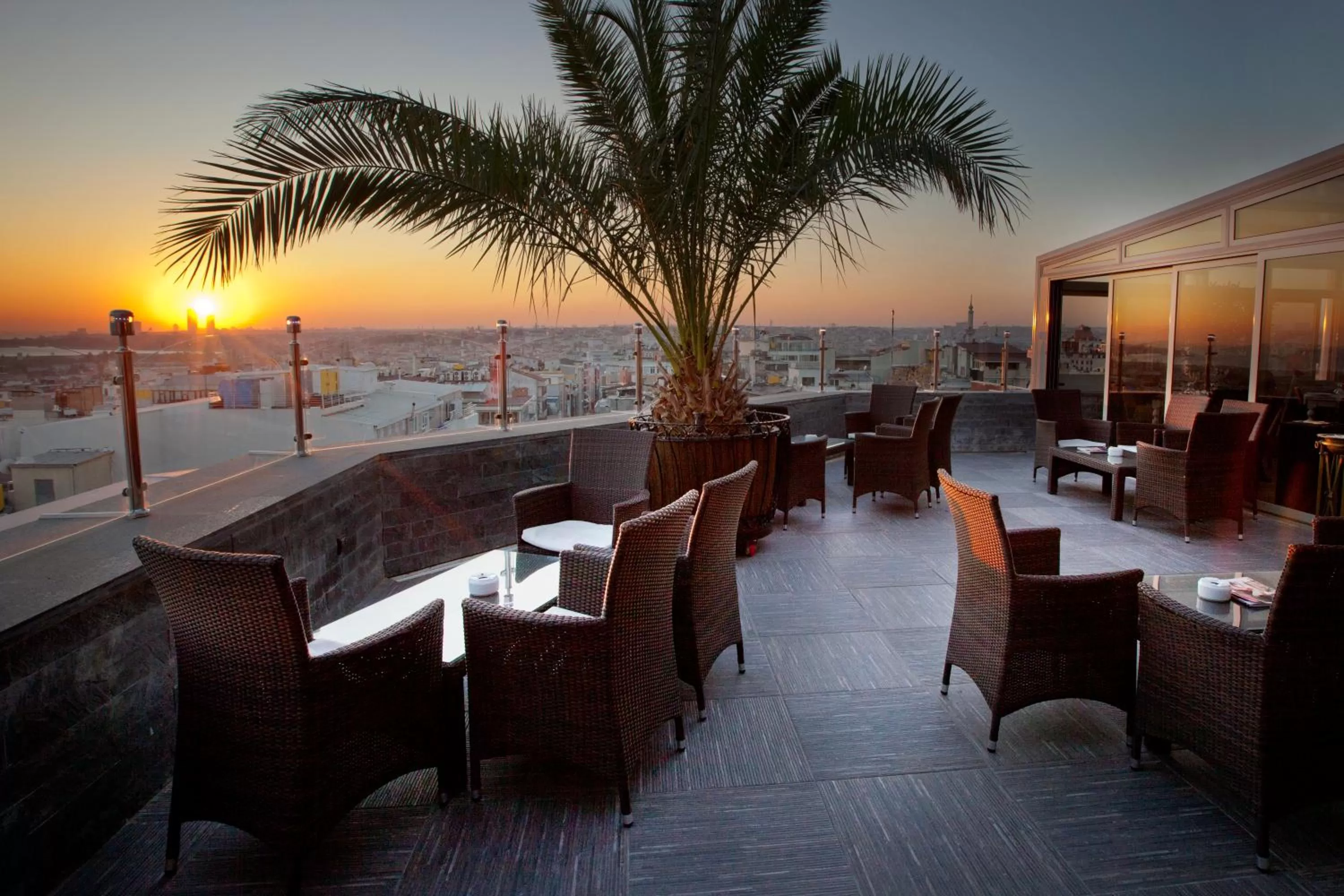 Balcony/Terrace in Darkhill Hotel