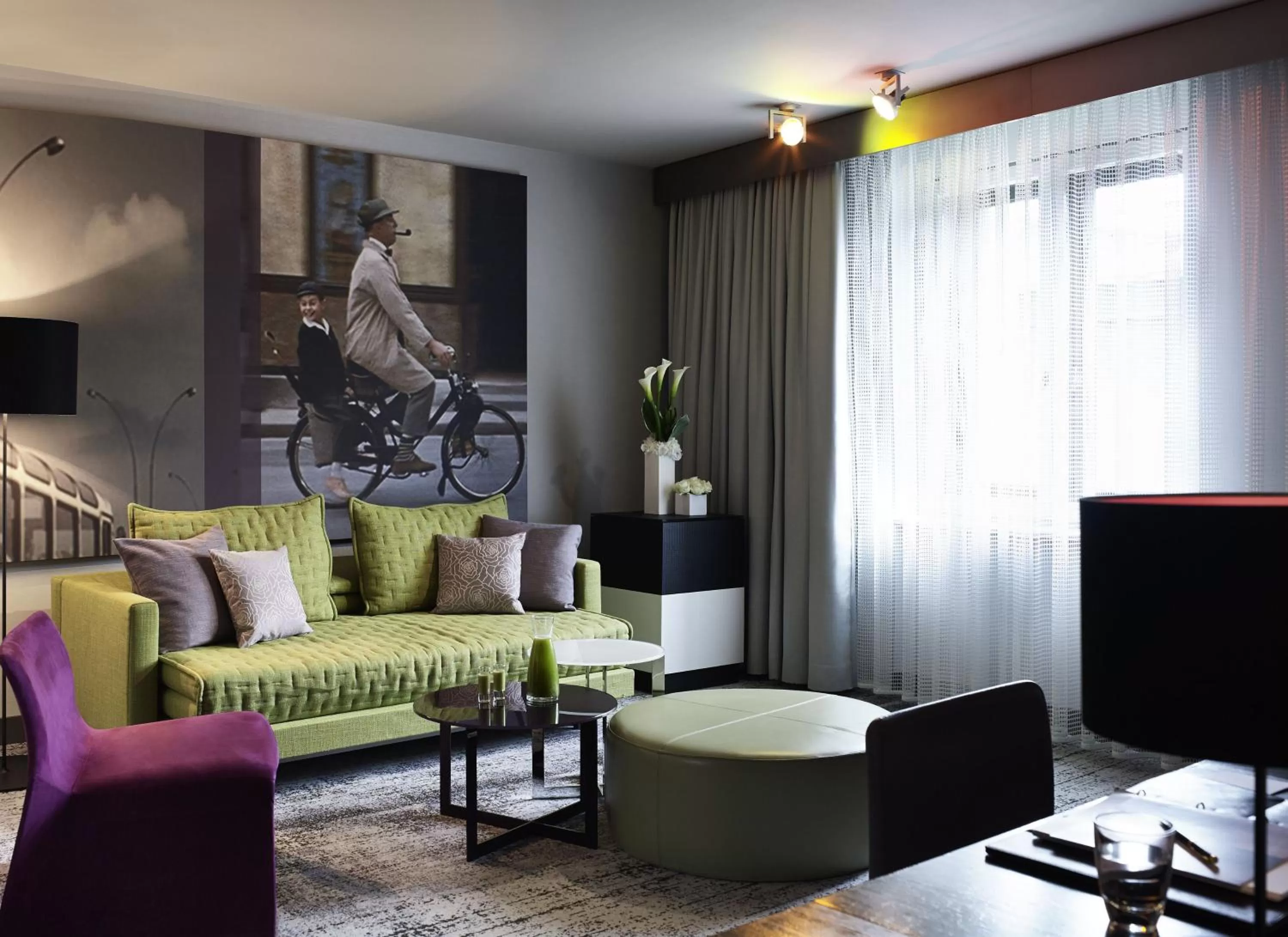 Seating area in Sofitel Munich Bayerpost