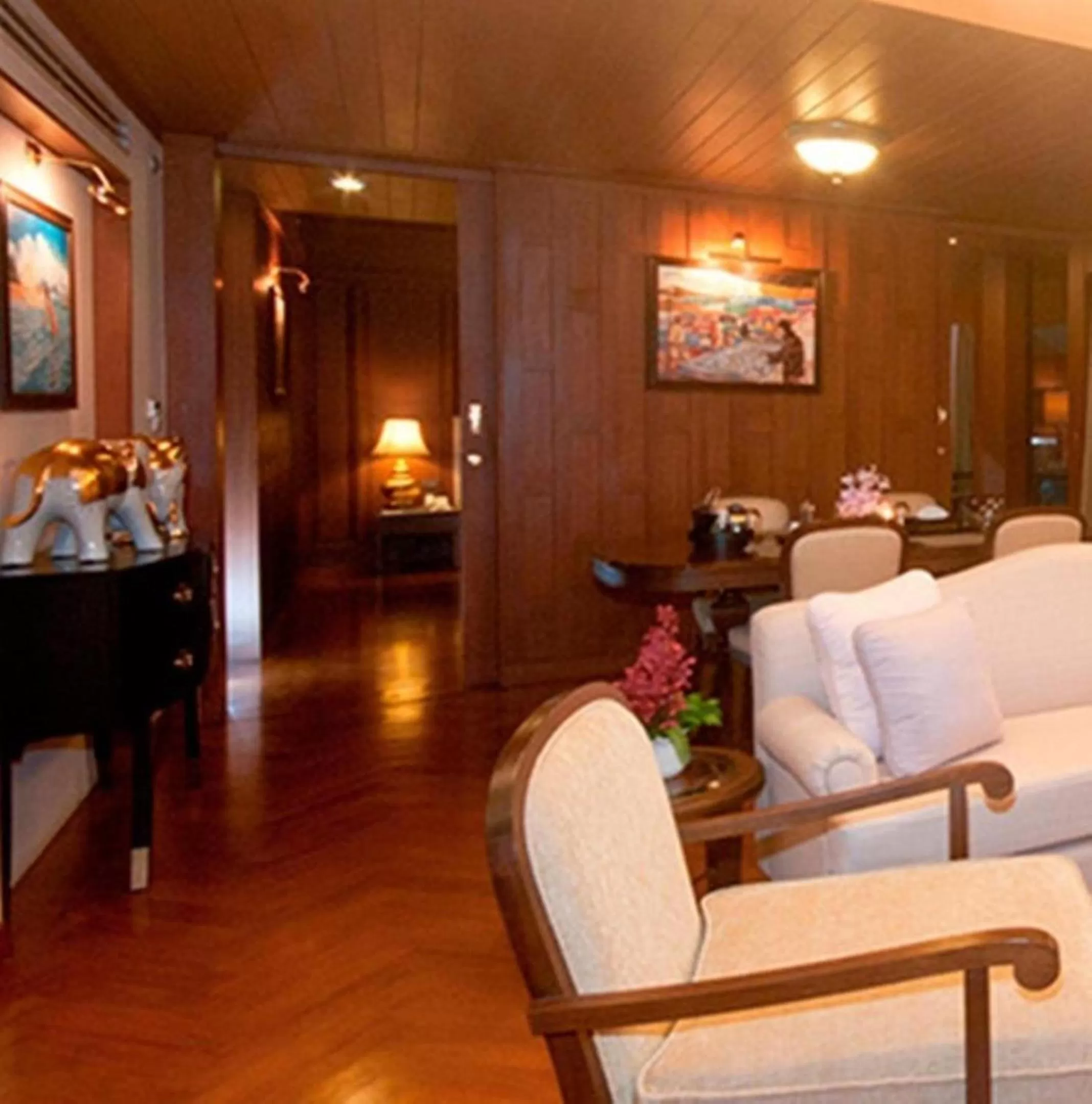 Living room in Aonang Villa Resort I Beach Front