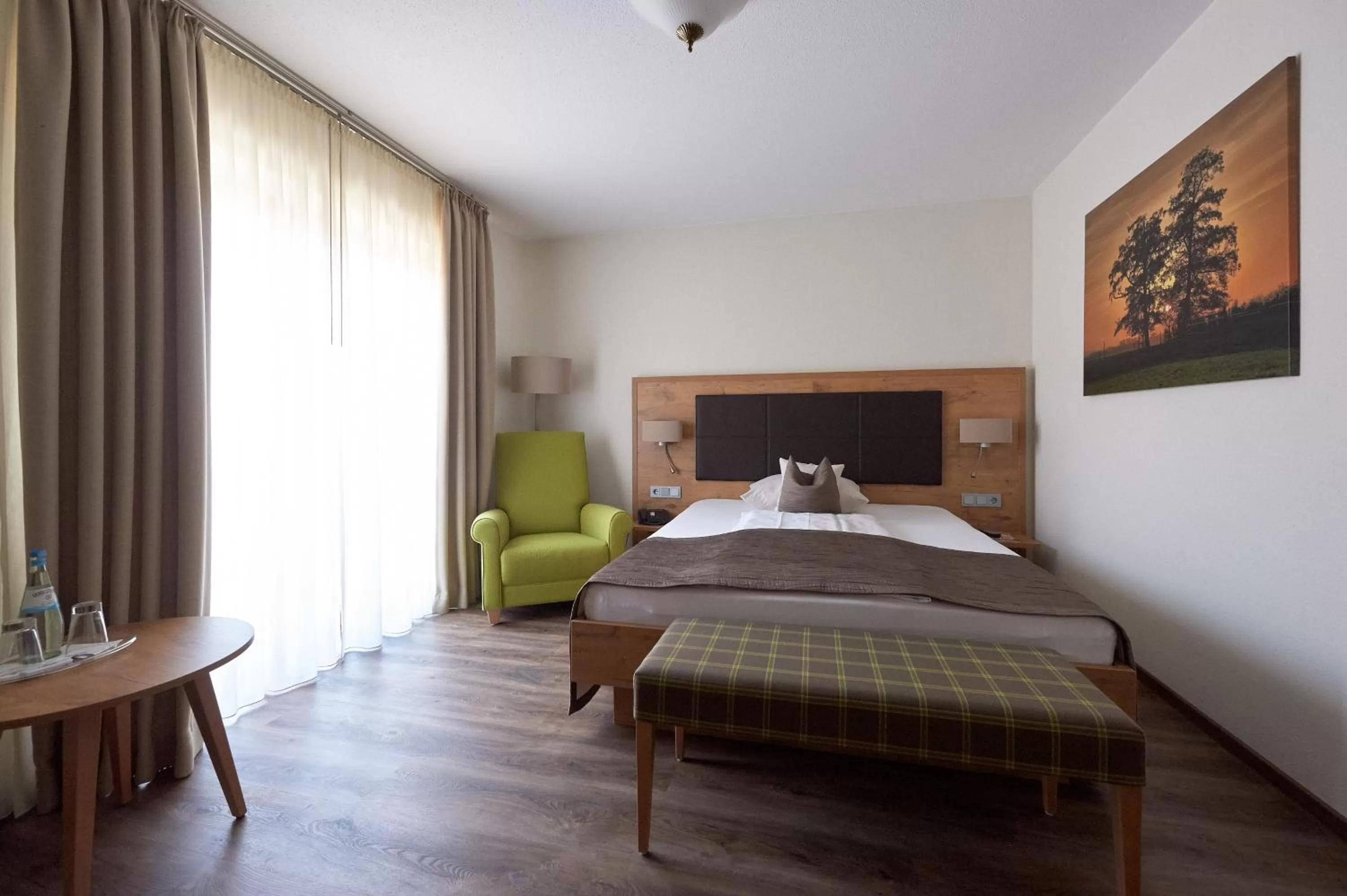Photo of the whole room, Bed in Fetzers Landhotel