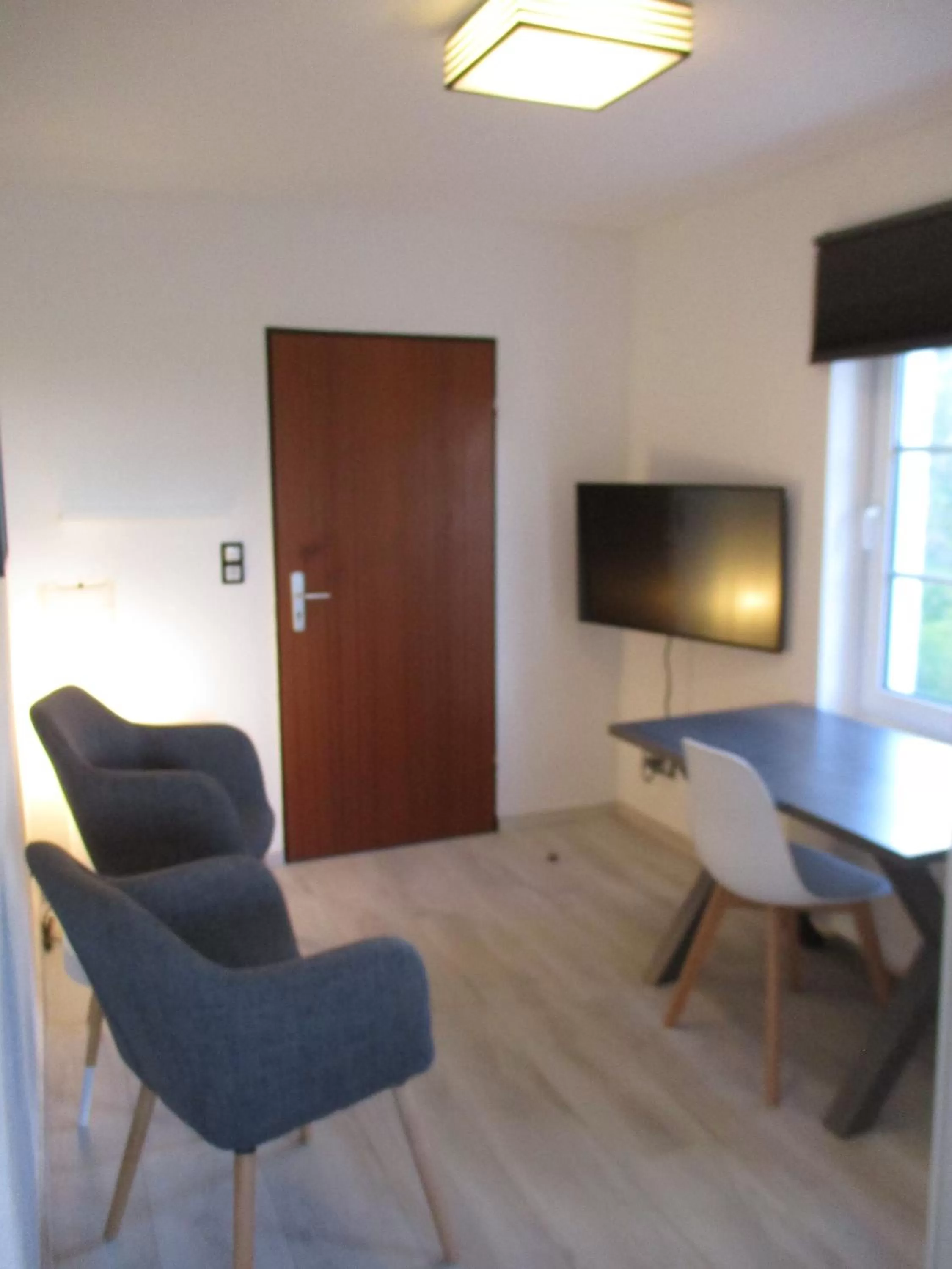 TV and multimedia in Best Pension