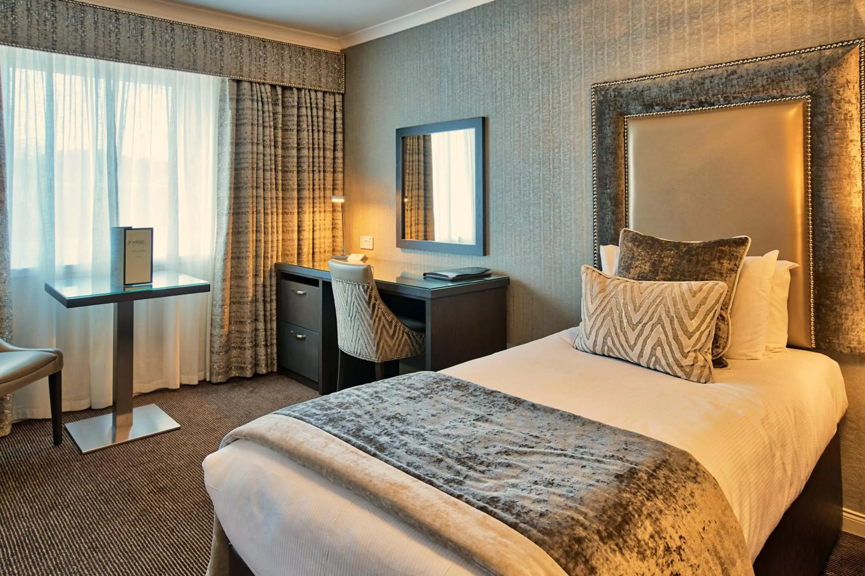 Bed in Inverness Palace Hotel & Spa, WorldHotels Distinctive