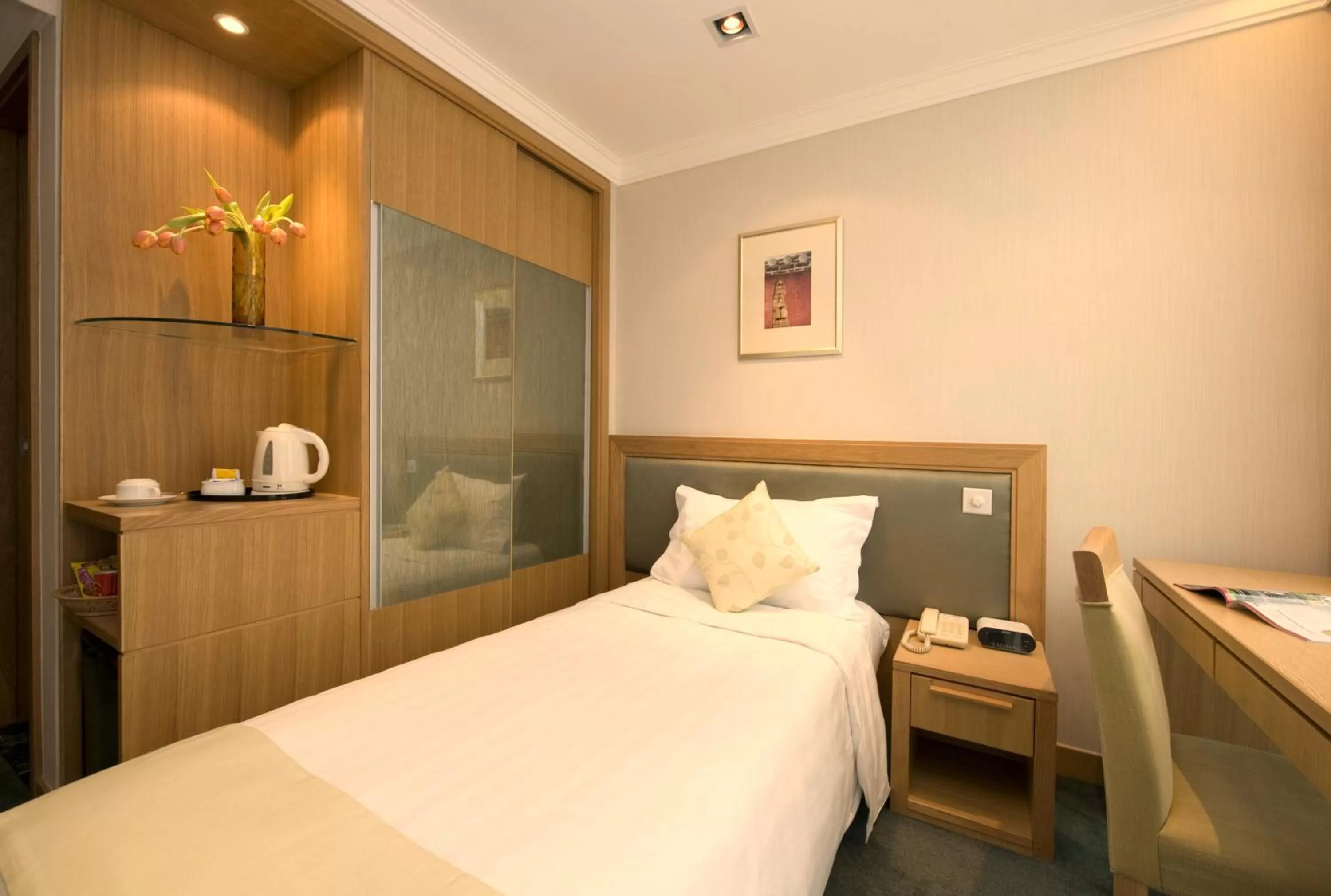 Bed in Bishop Lei International House