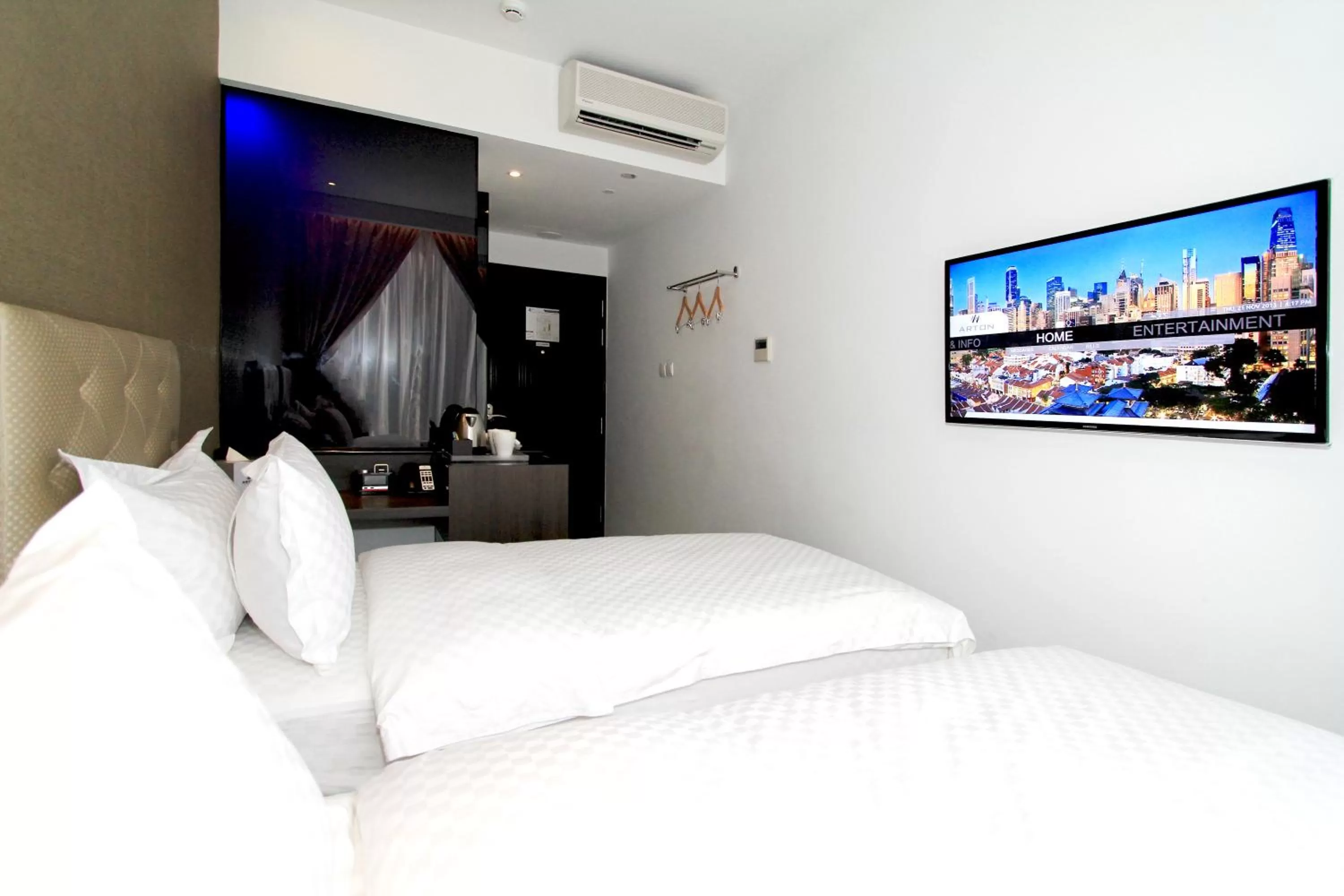 Photo of the whole room, Bed in Arton Boutique Hotel