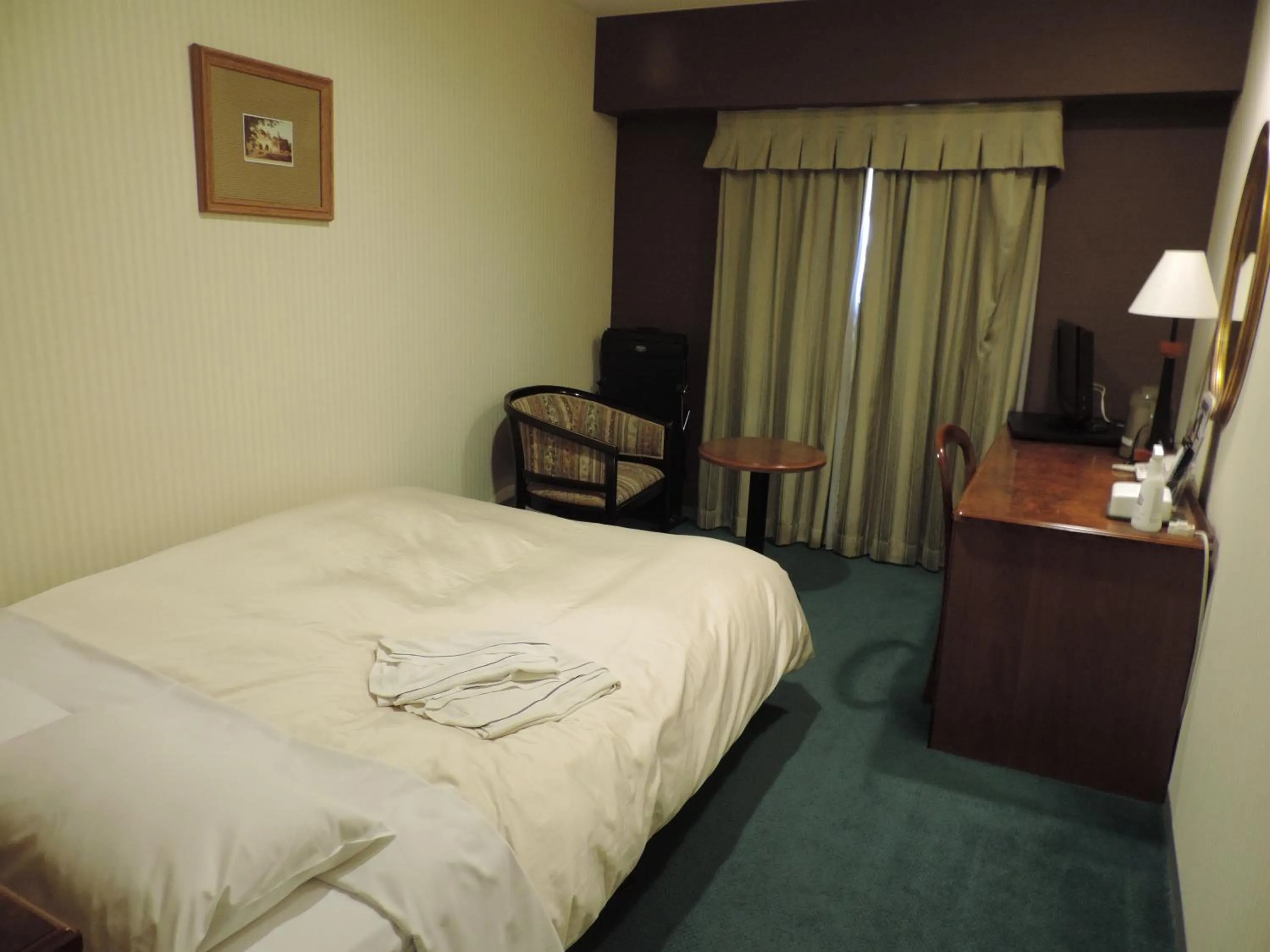 Photo of the whole room, Bed in Hotel Grand Terrace Sendai Kokubun-cho