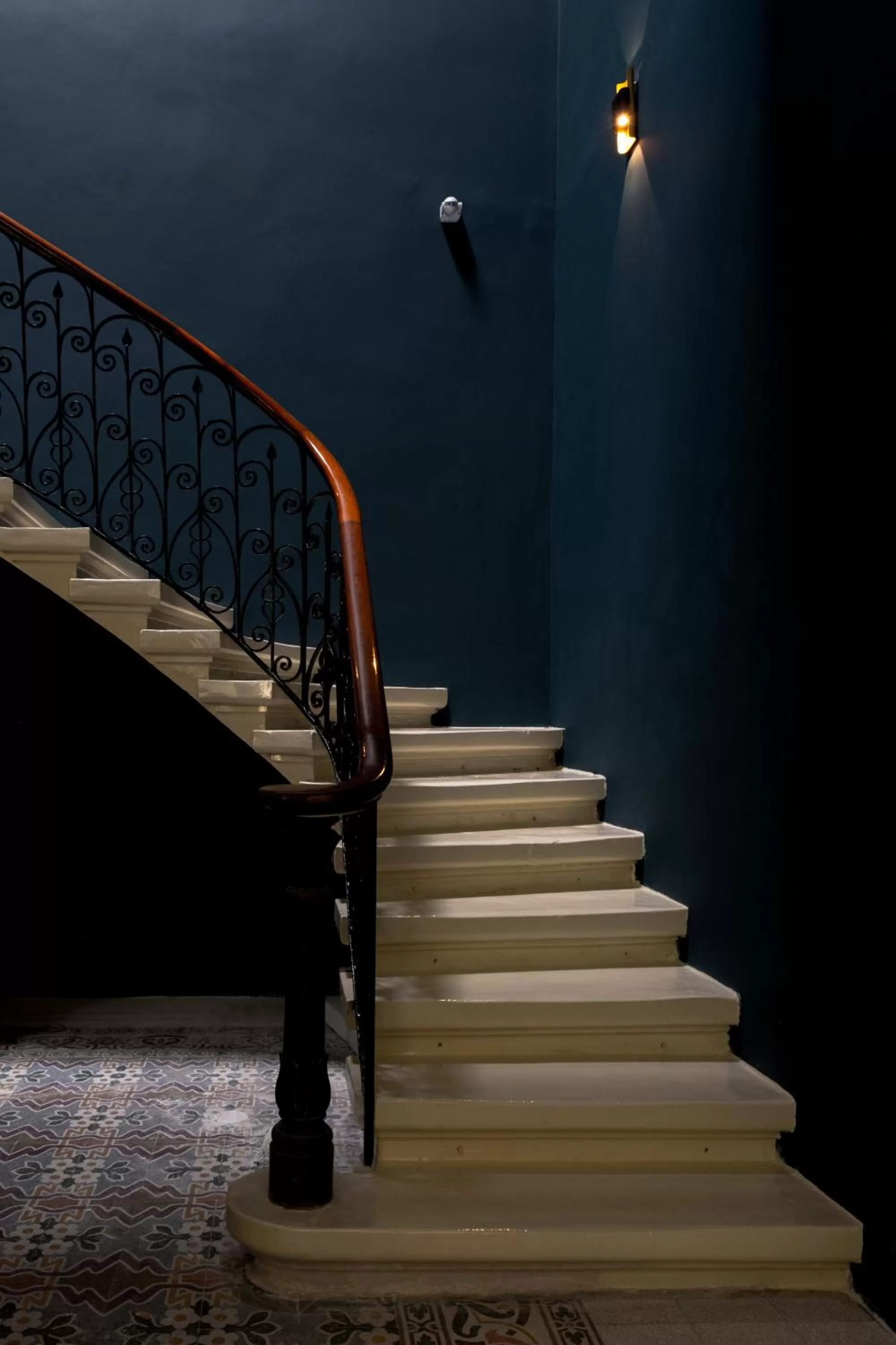 Text overlay in Mulberry Suites