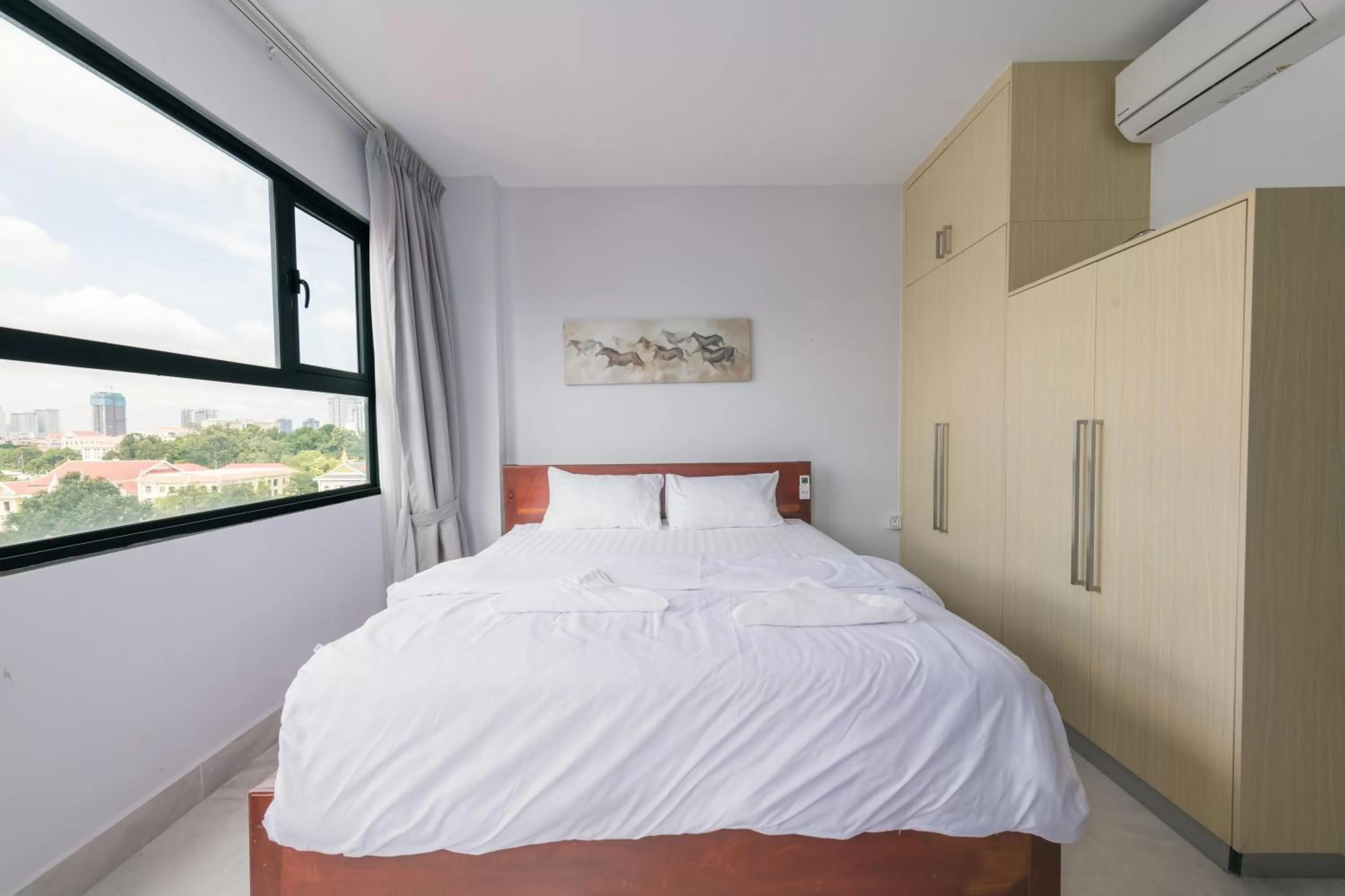 Bedroom, Bed in Residence 110 (Hotel and Apartments)