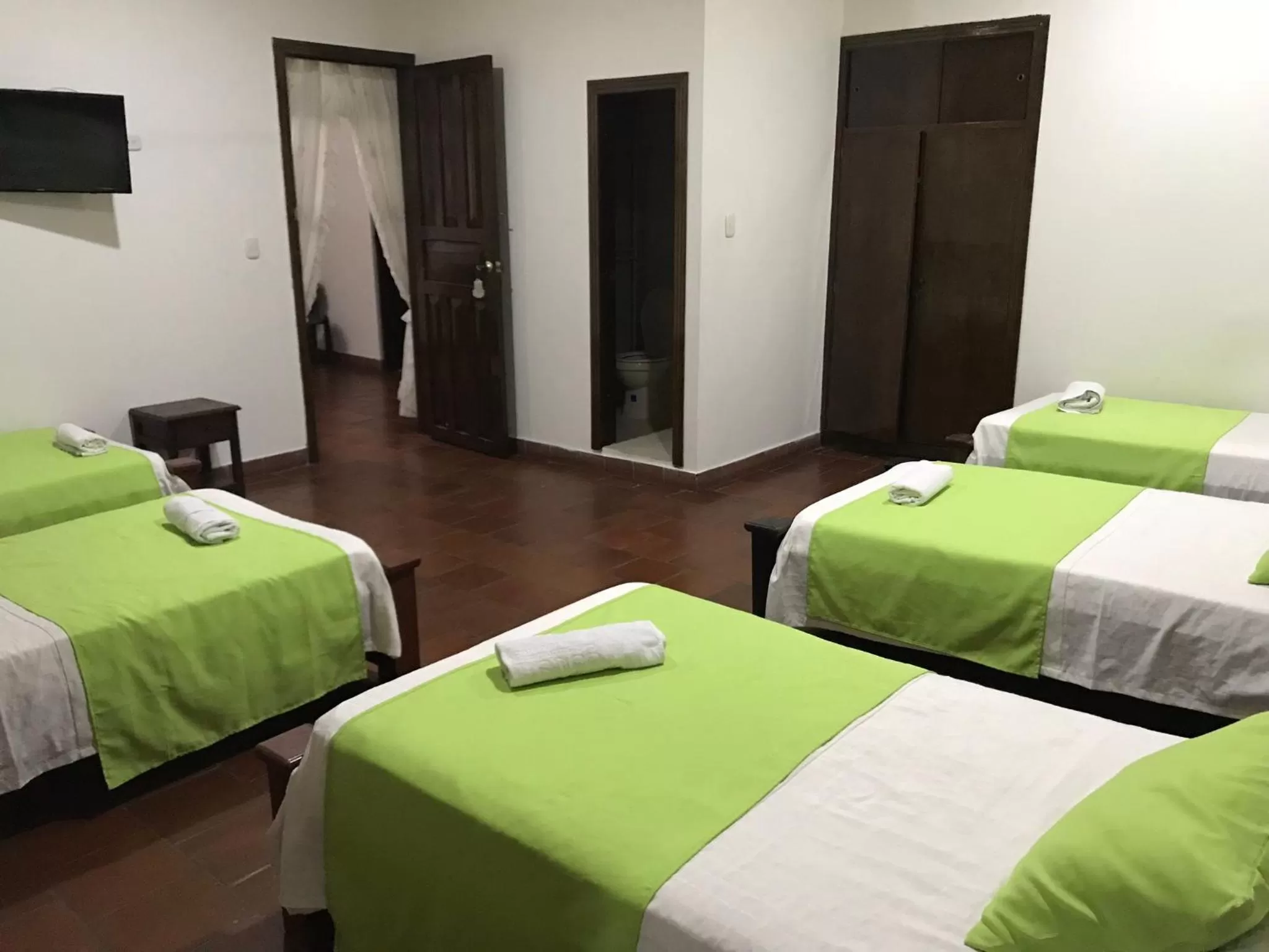 Photo of the whole room, Bed in Hotel Las Nieves