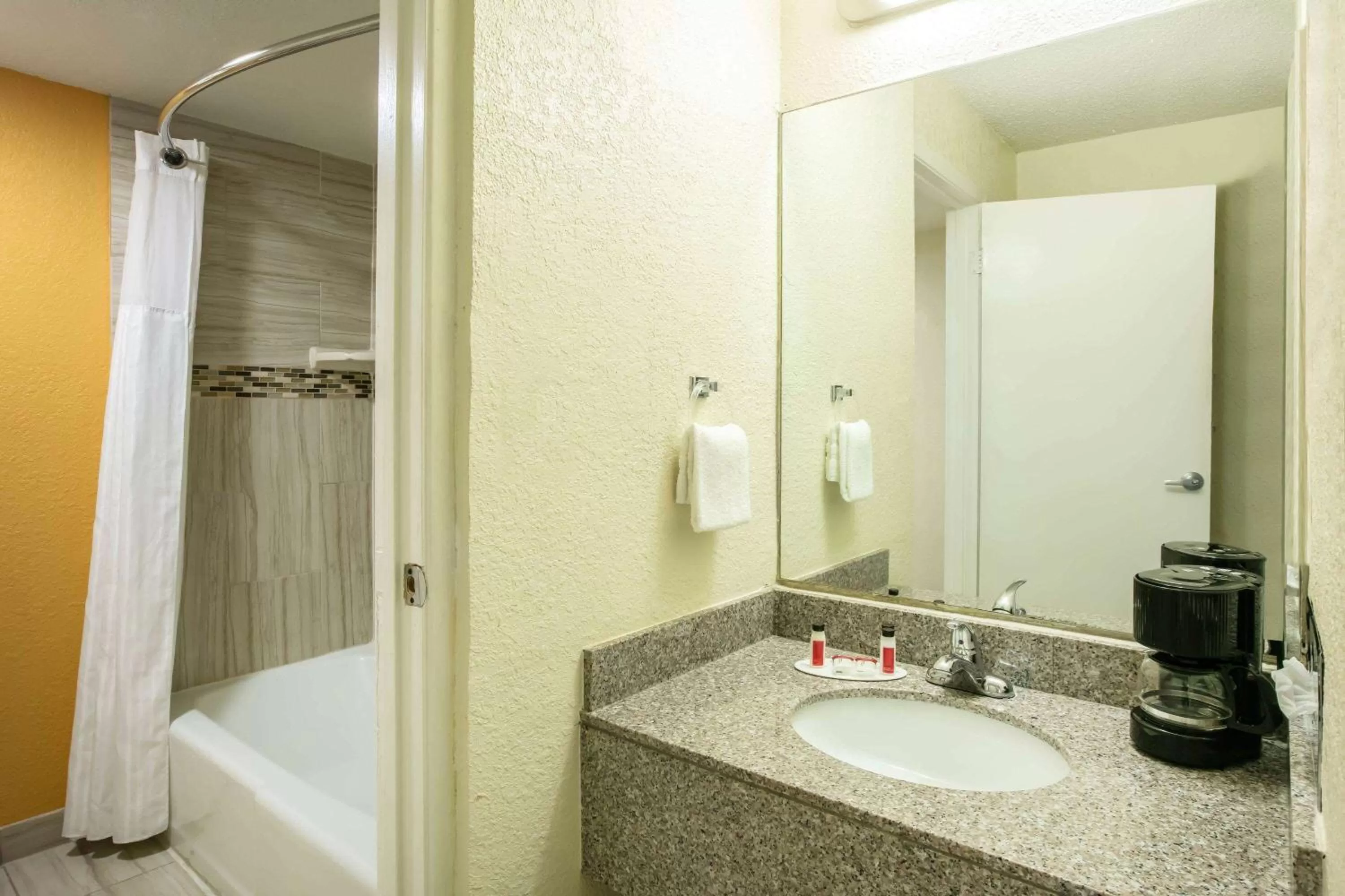 Bathroom in Super 8 by Wyndham Ft Stockton
