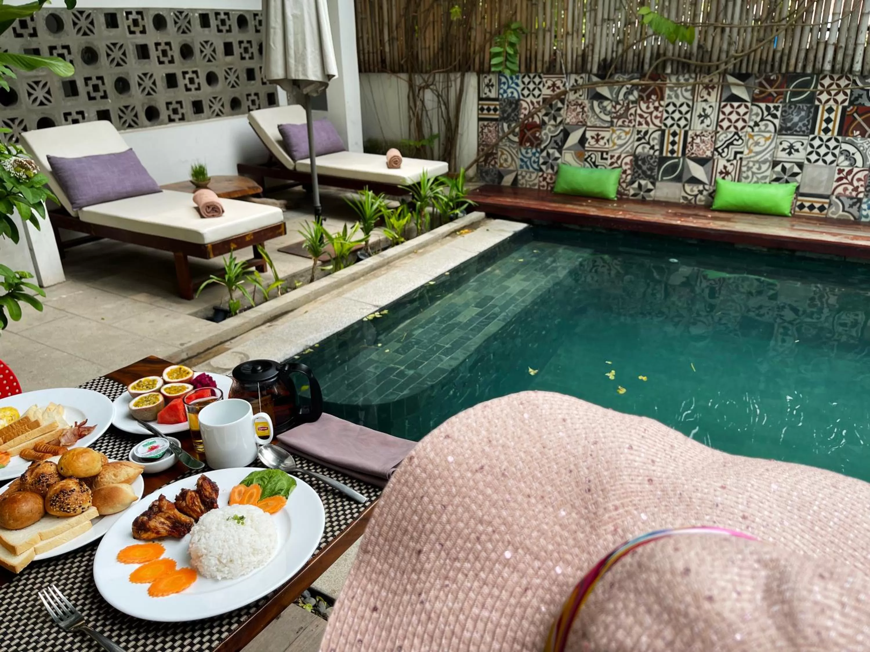 Swimming pool in Sarina Hotel & Villa