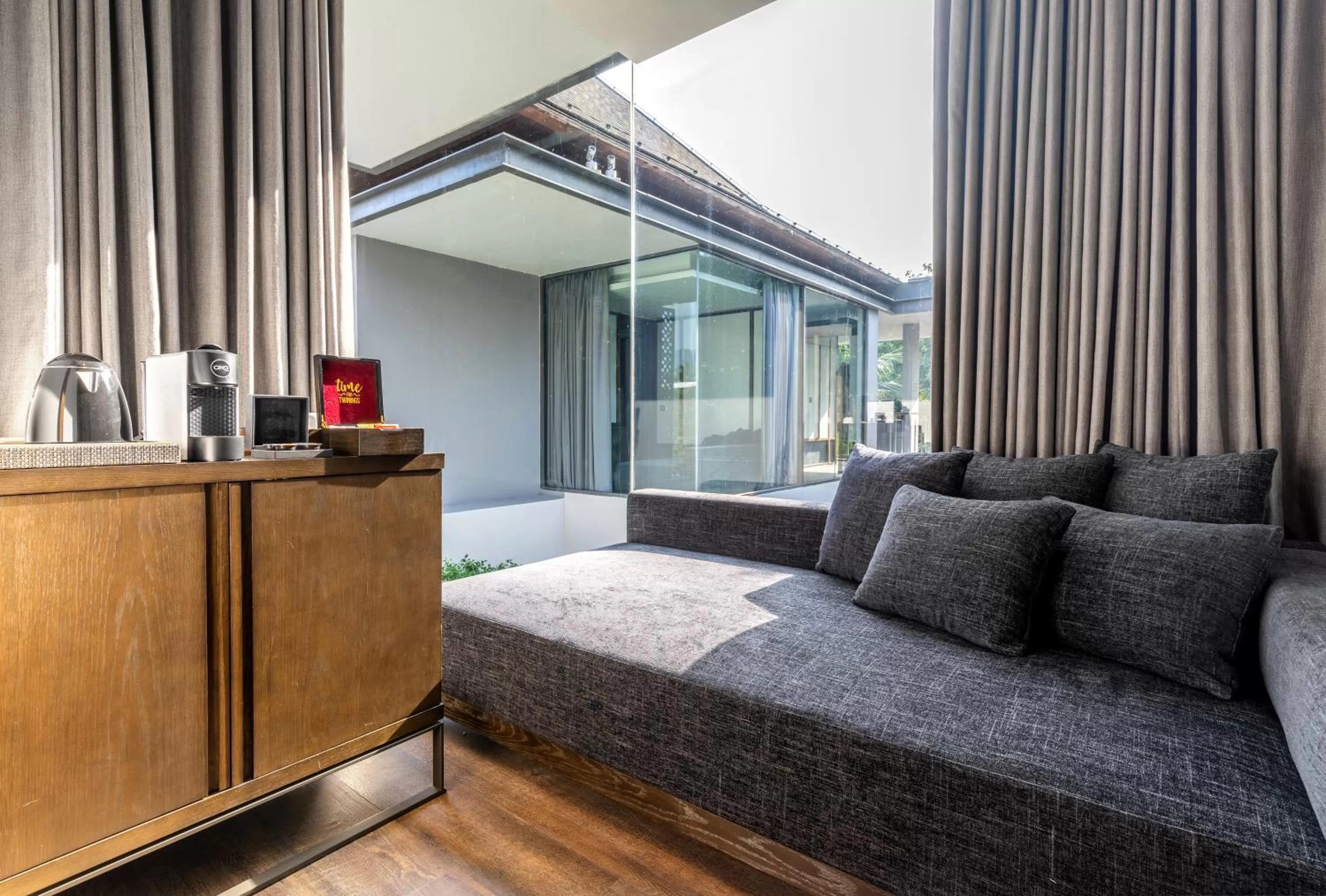 Seating area in Villa Deva Resort & Hotel Bangkok