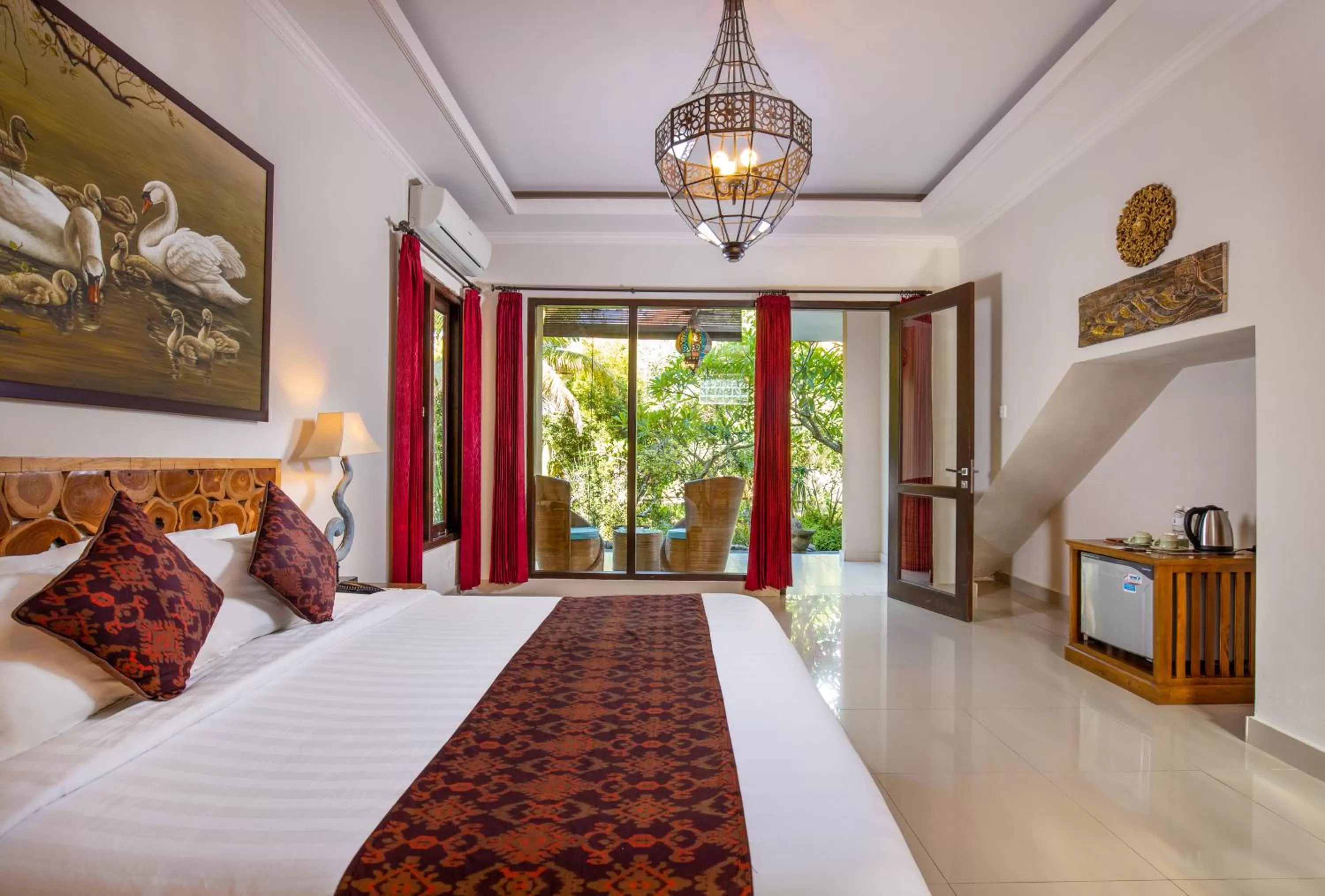 Bedroom, Bed in Green Field Hotel and Restaurant