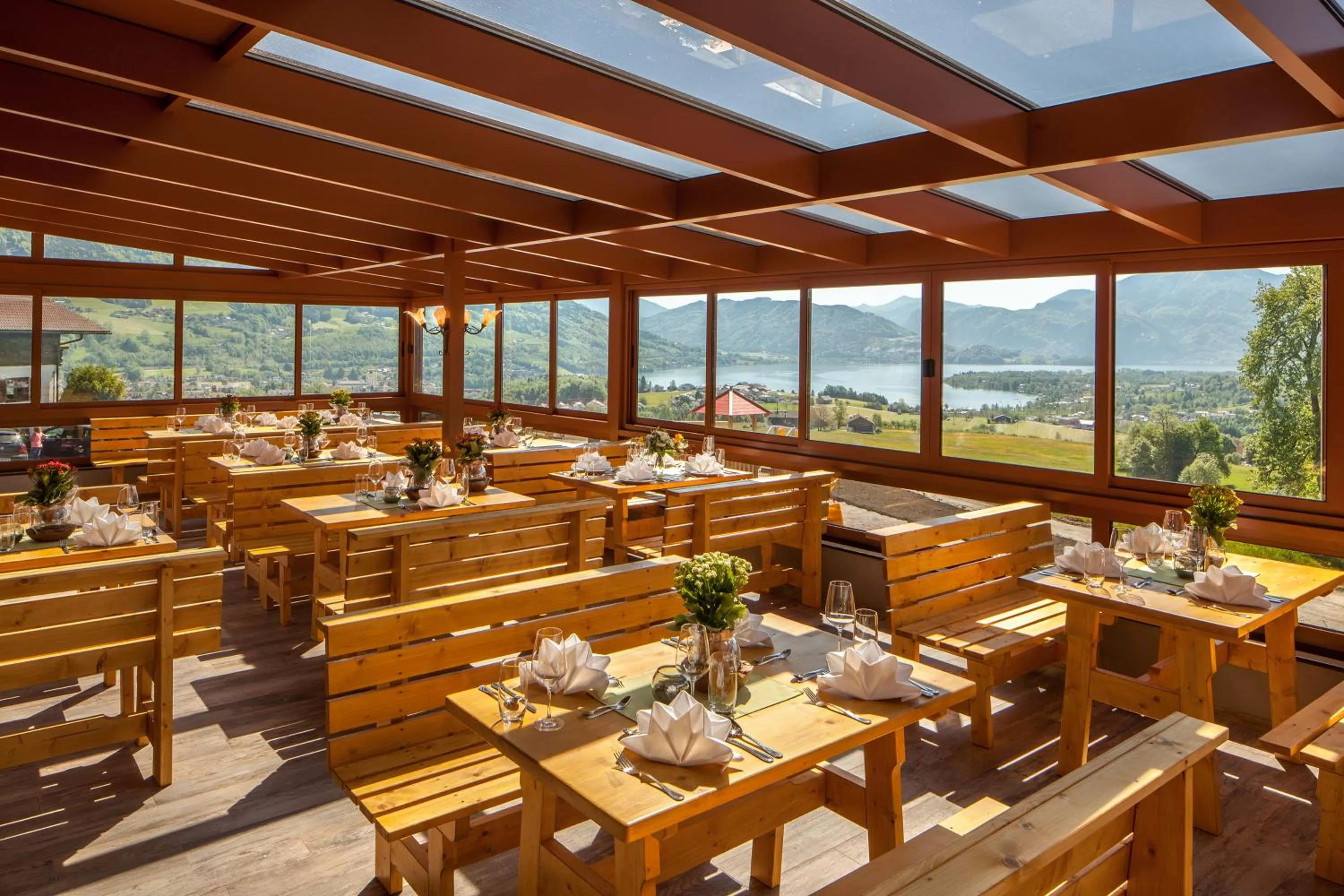 Restaurant/Places to Eat in Panorama Hotel Gasthof Leidingerhof