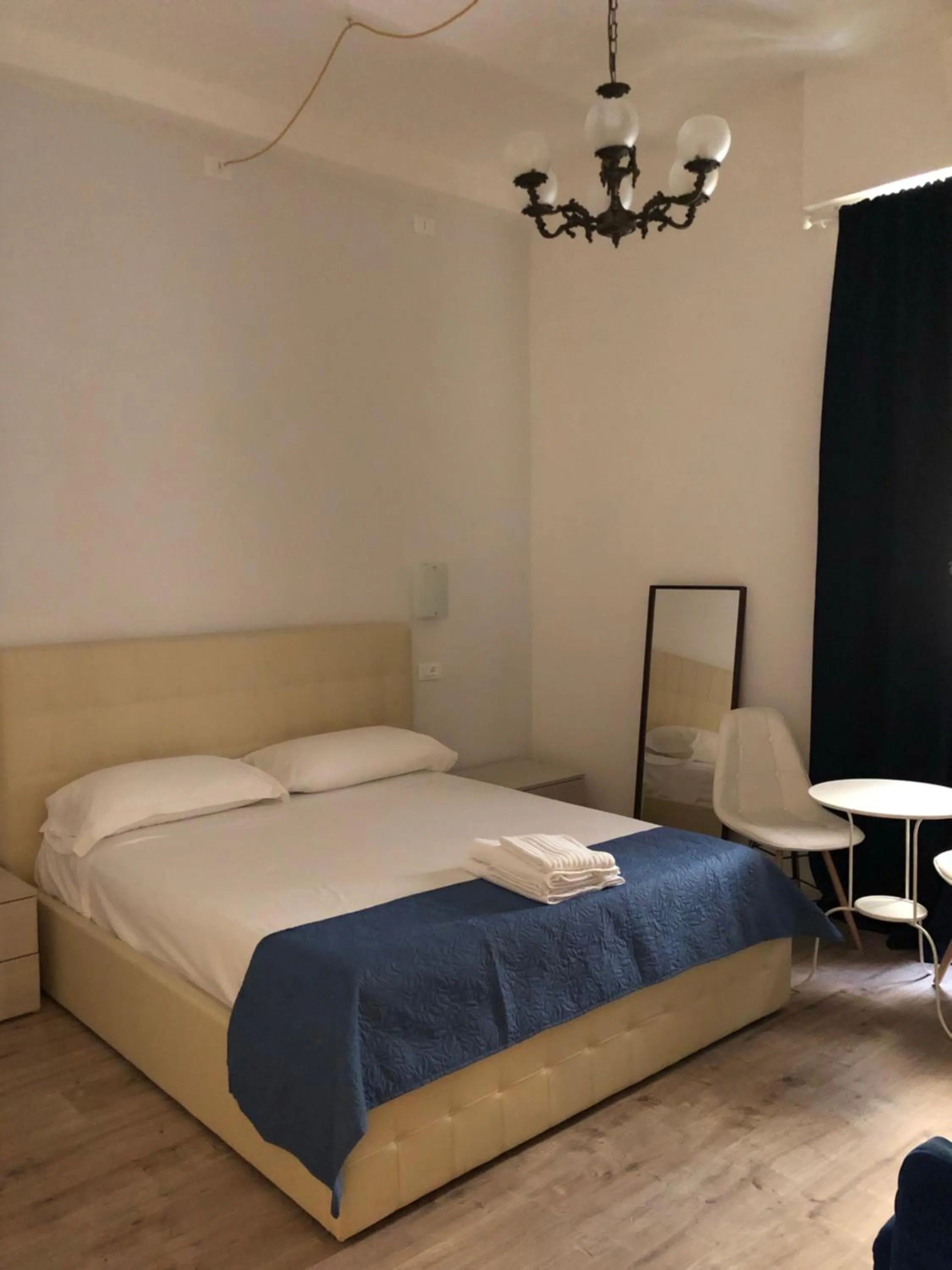 Photo of the whole room, Bed in Hotel Cathrine