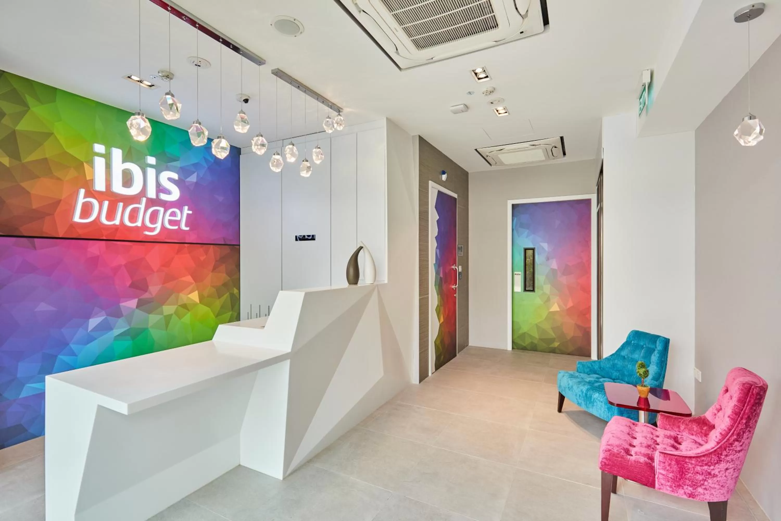 Lobby or reception in ibis budget Singapore Ametrine