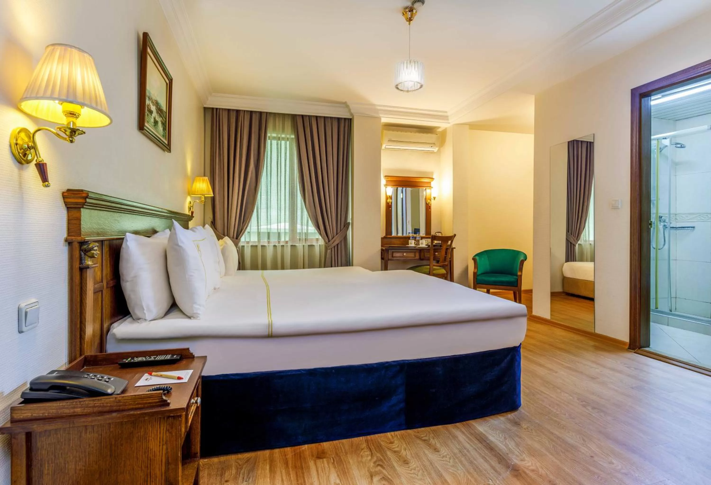 Photo of the whole room, Bed in Golden Crown Hotel