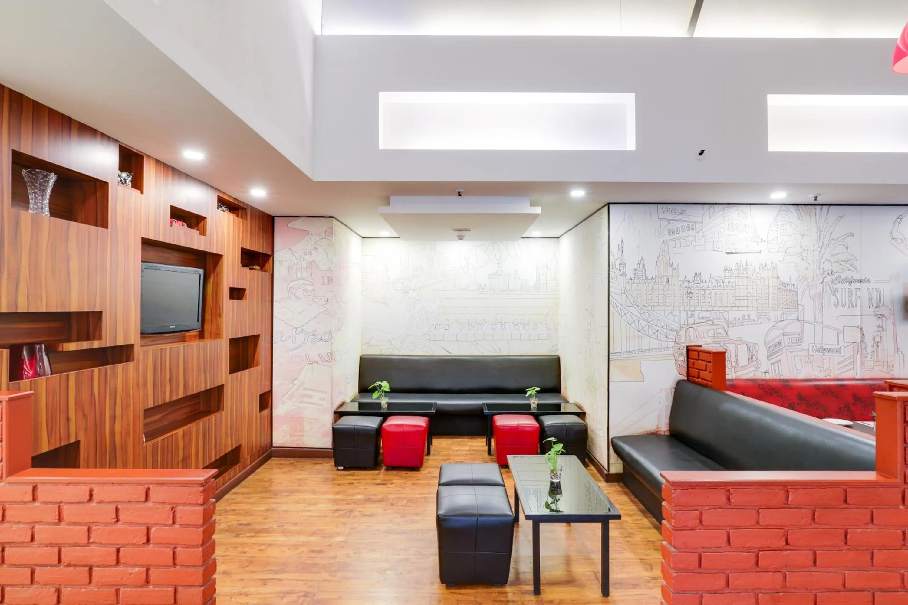 Dining area in Red Fox by Lemon Tree Hotels, East Delhi