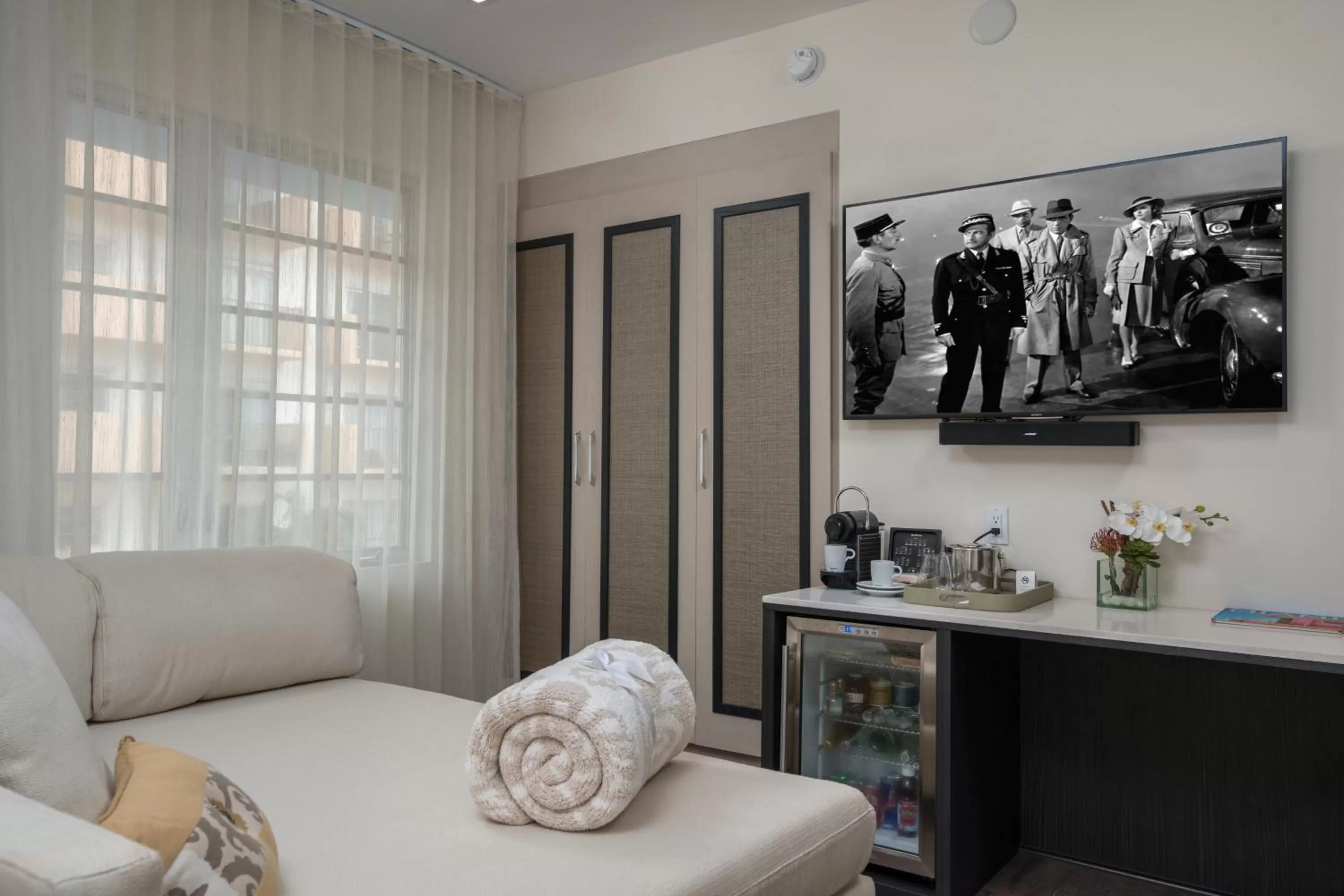 Bedroom in The Marlin Hotel