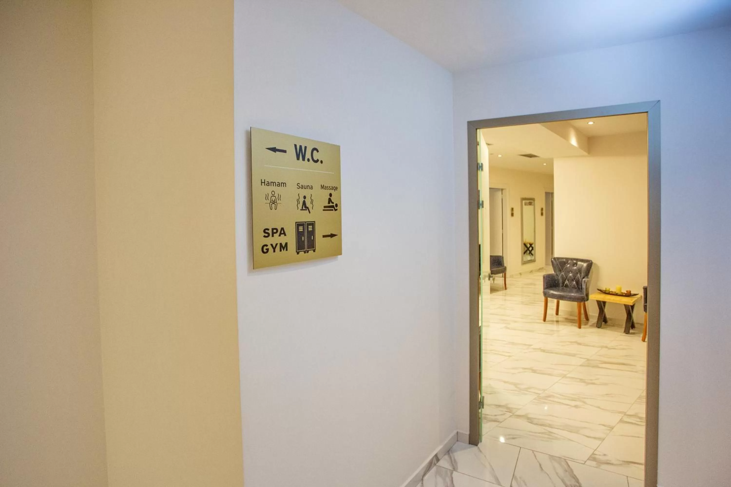 Massage in Kavala Resort & Spa