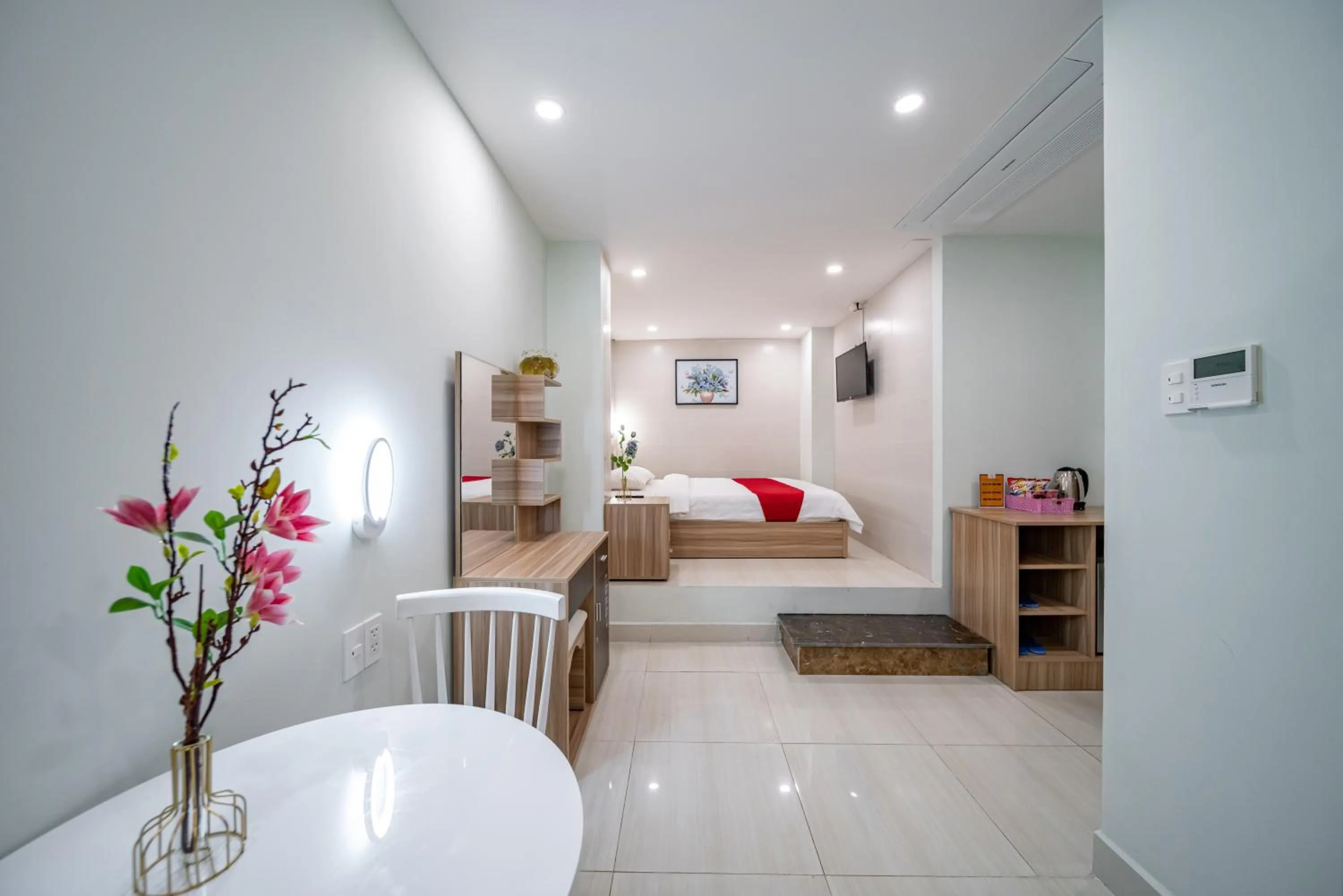 Photo of the whole room, Bed in Cherry Hotel and Apartment