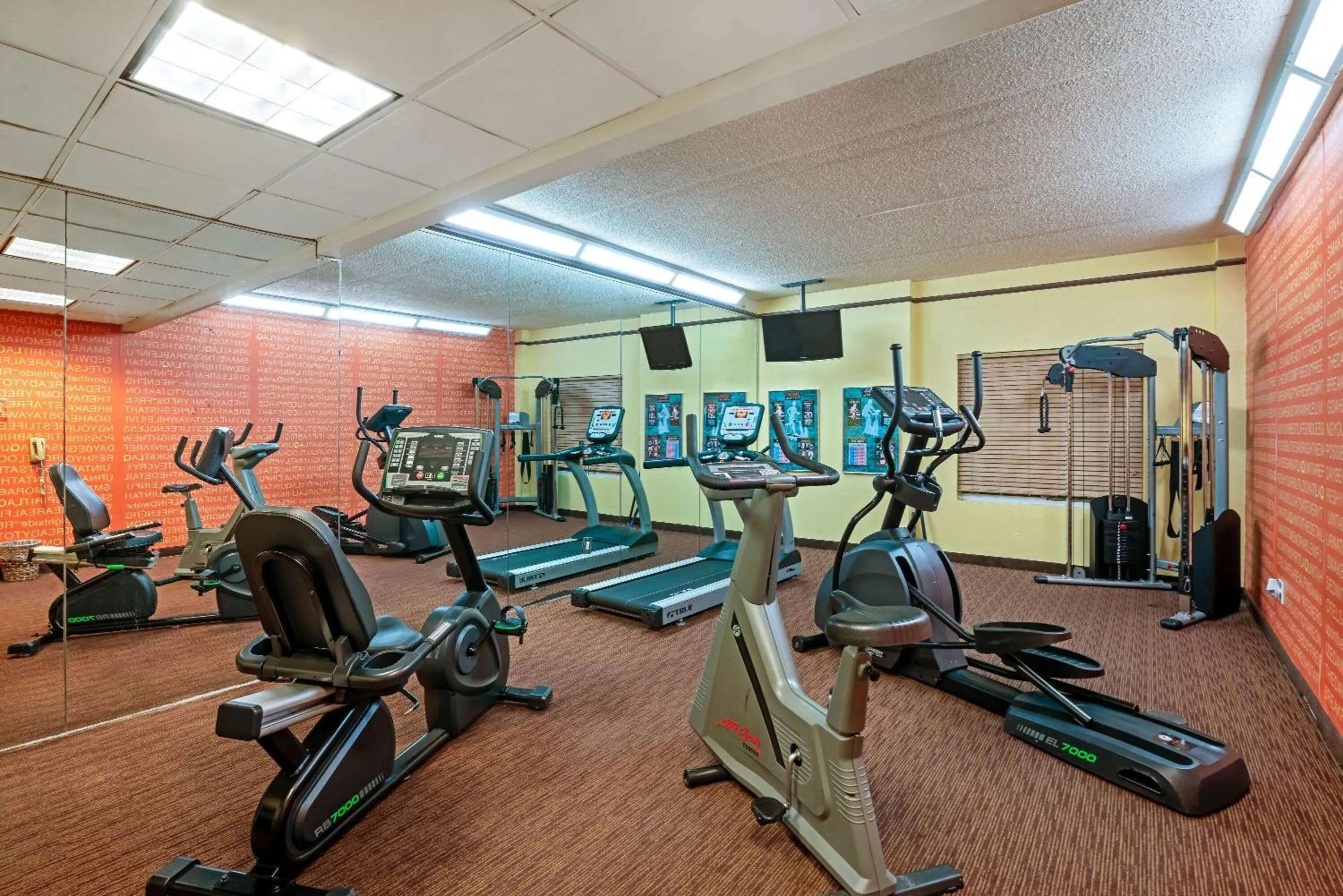 Fitness centre/facilities, Fitness Center/Facilities in La Quinta by Wyndham Memphis Primacy Parkway