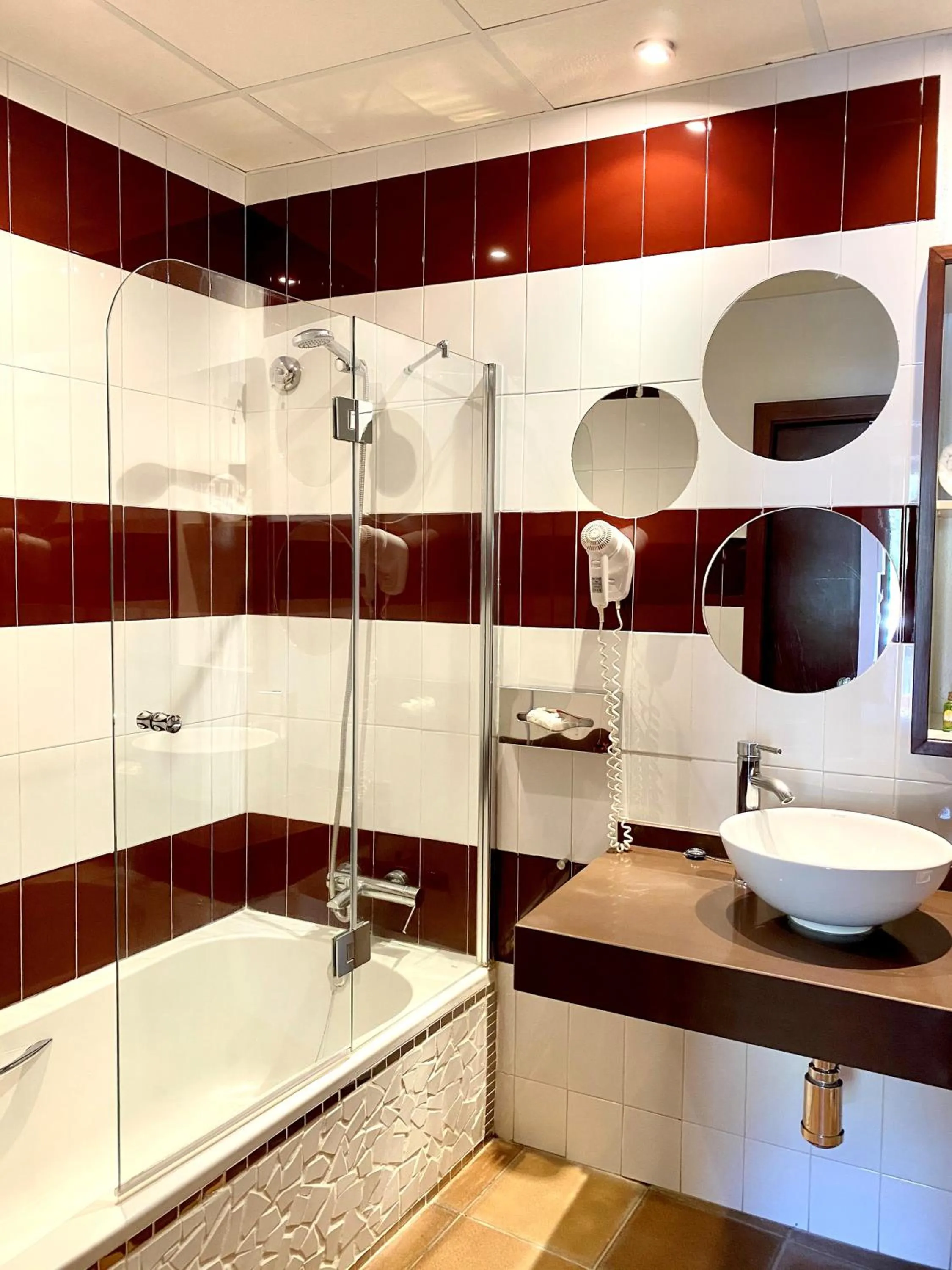 Shower in Complejo Turístico La Garganta