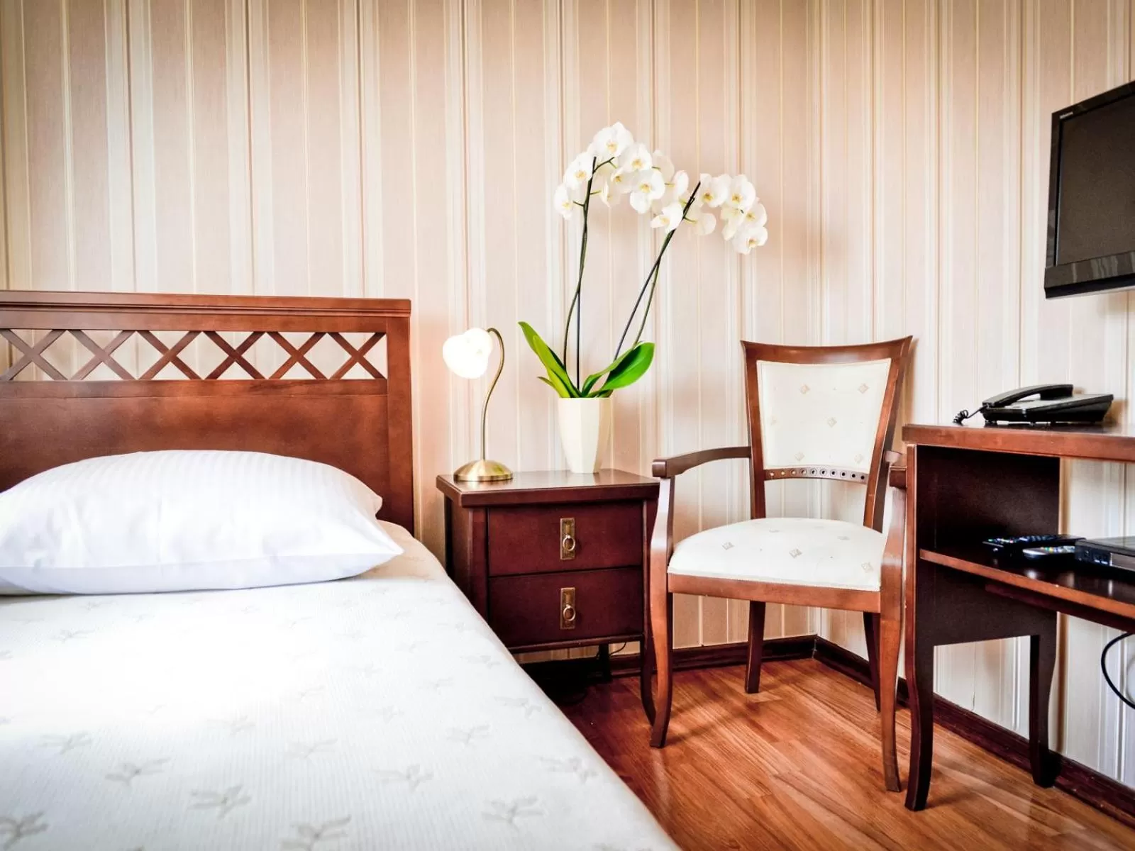 Bed in Hotel Koloseum