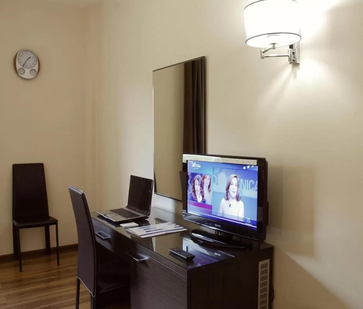TV and multimedia in Forum Palace Hotel