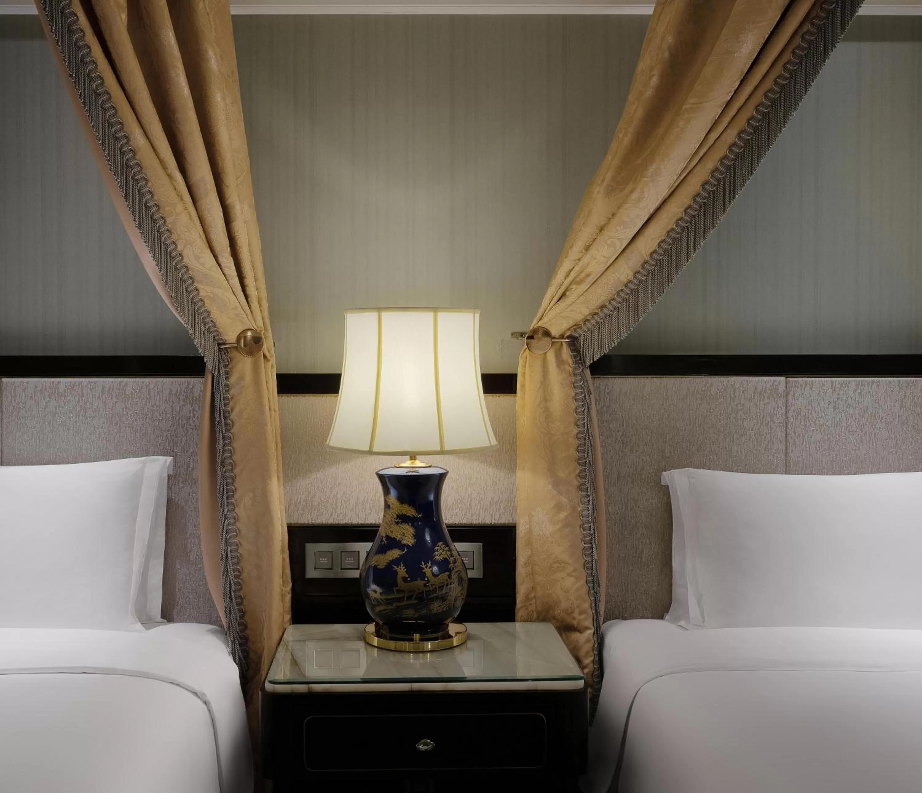 Bed in InterContinental Chengdu Global Center by IHG