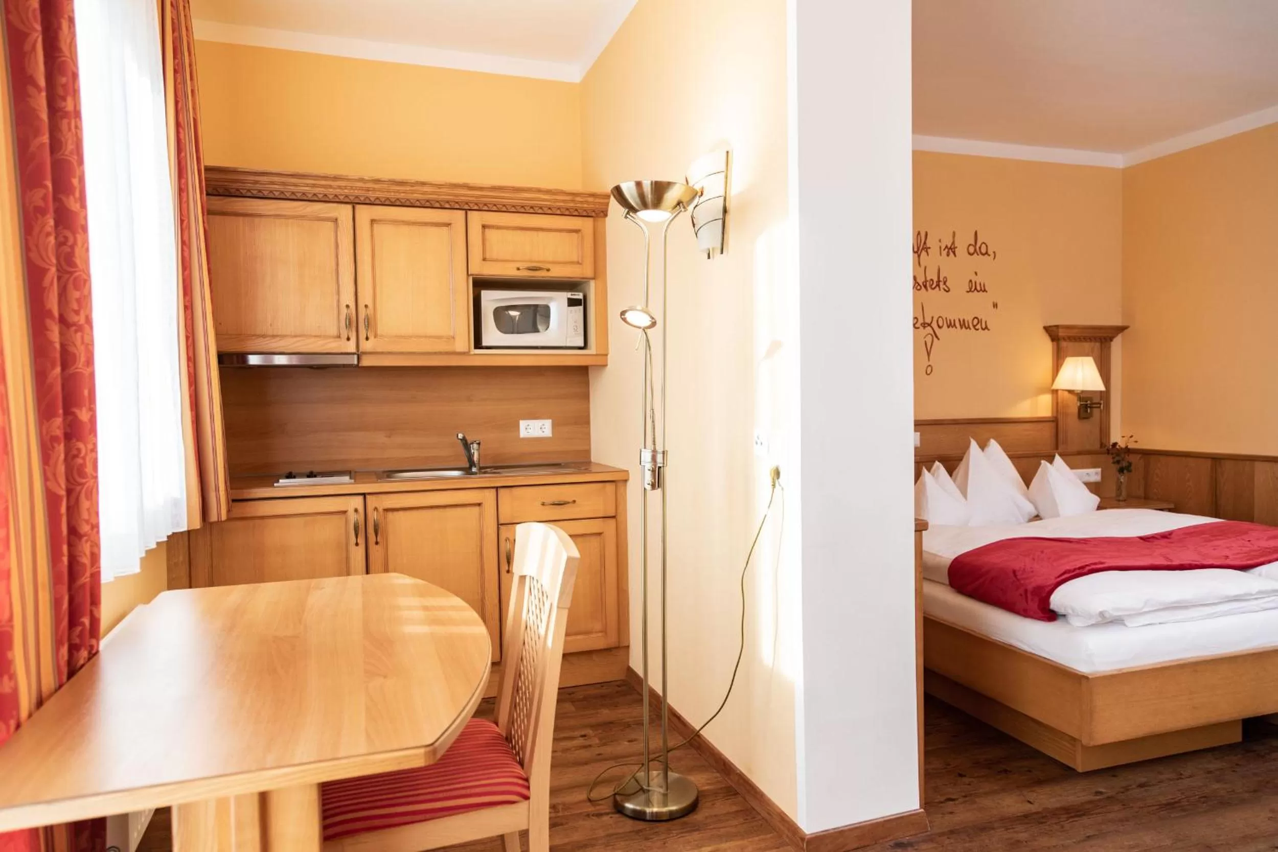 Dining area, Bed in Bed and Breakfast Mittelkärnten