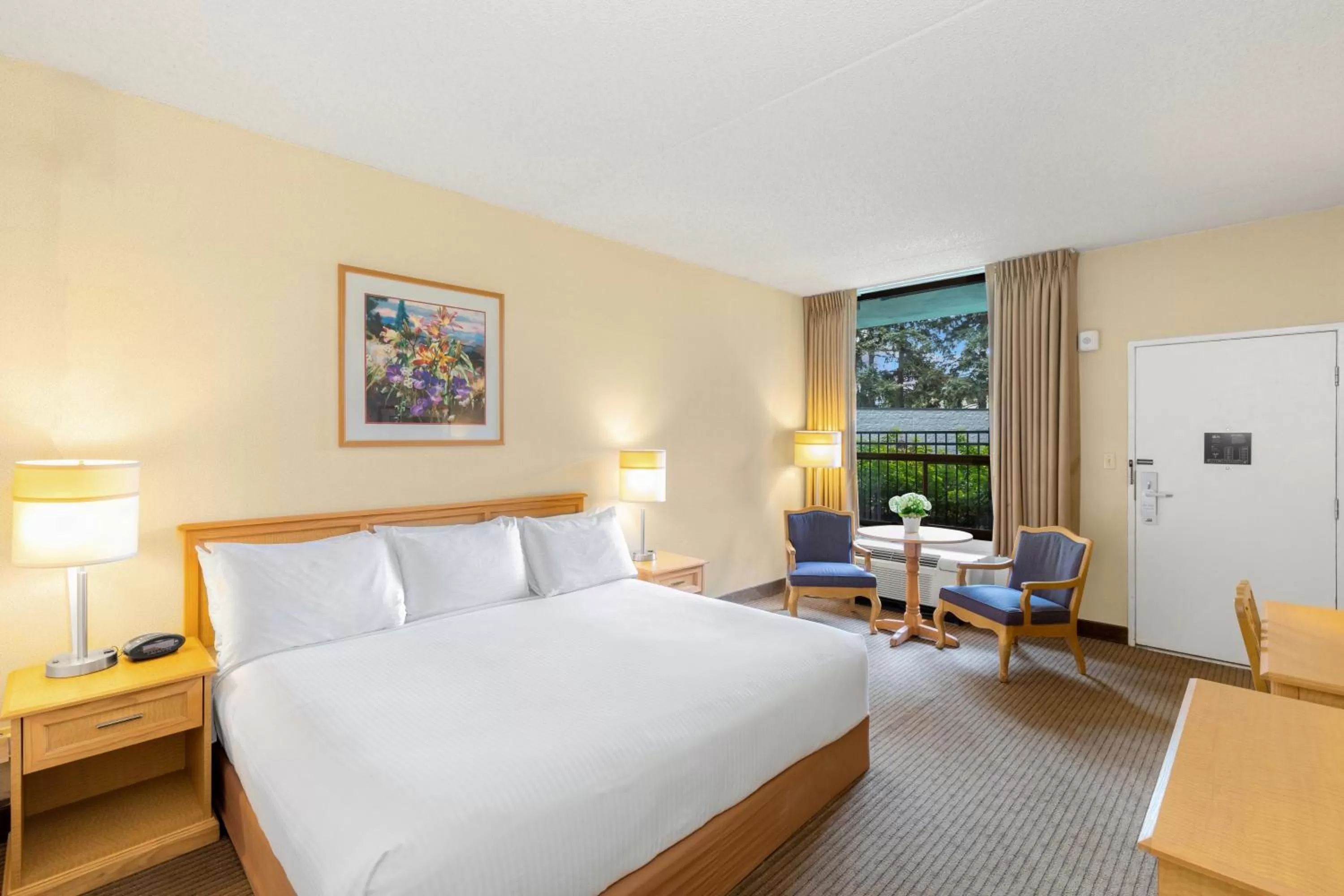 Bed in Hotel 116, A Coast Hotel Bellevue