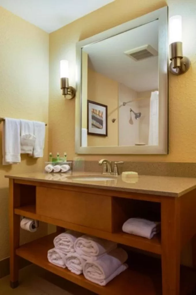 Bathroom in Holiday Inn Express Fort Lauderdale Airport South by IHG