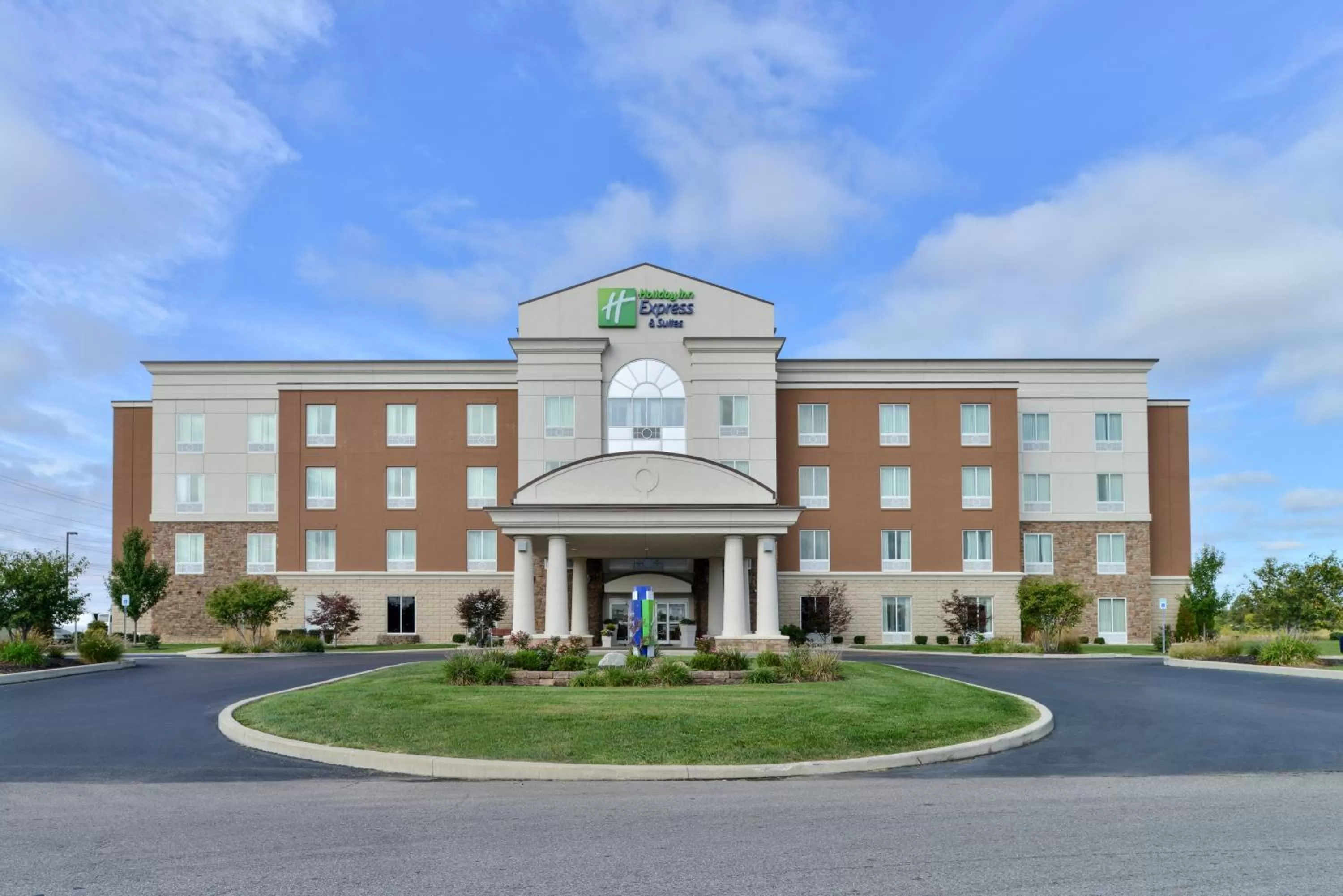 Property building in Holiday Inn Express Hotel & Suites Terre Haute by IHG