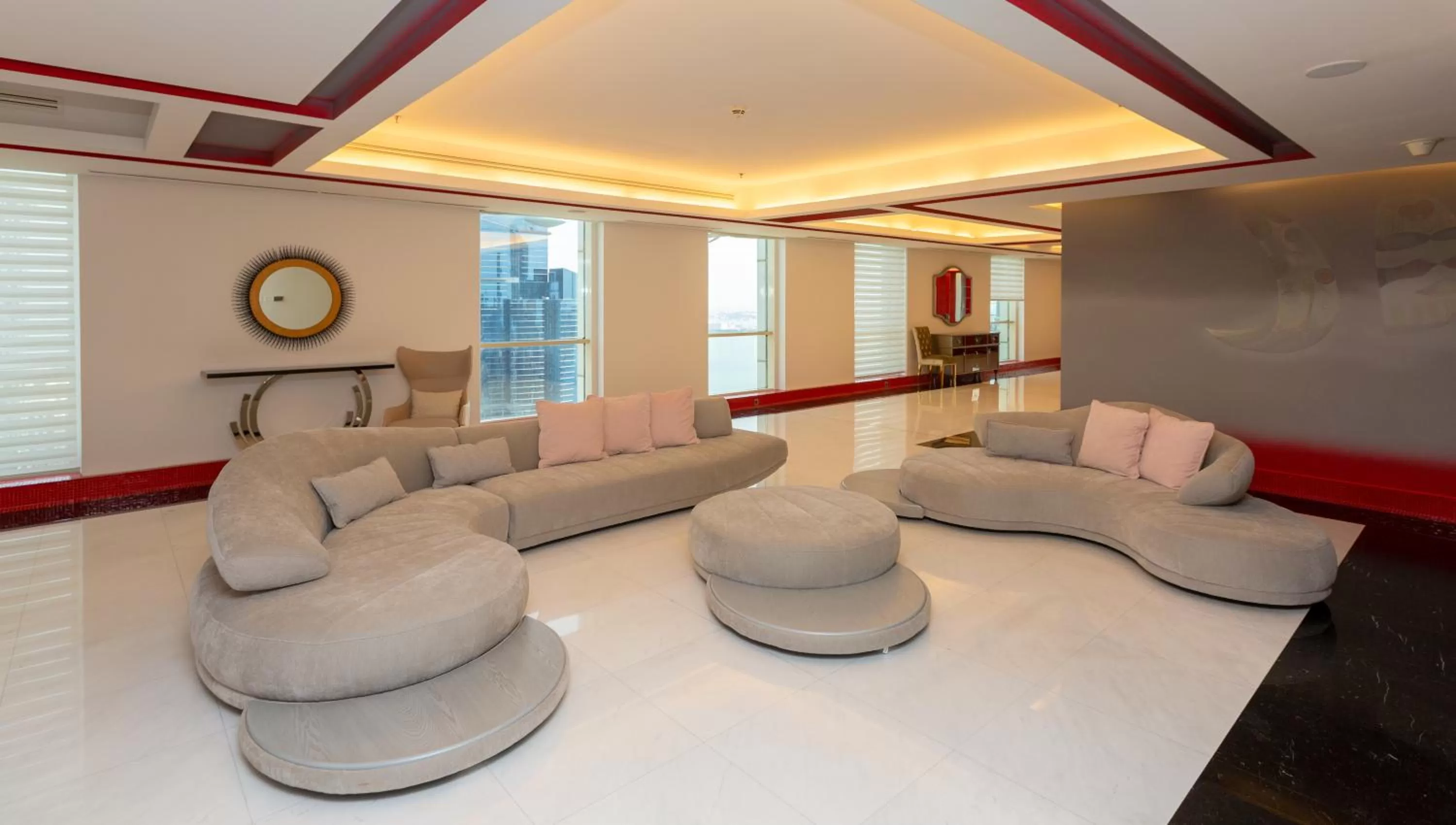 Seating area in Ezdan Hotel West Bay