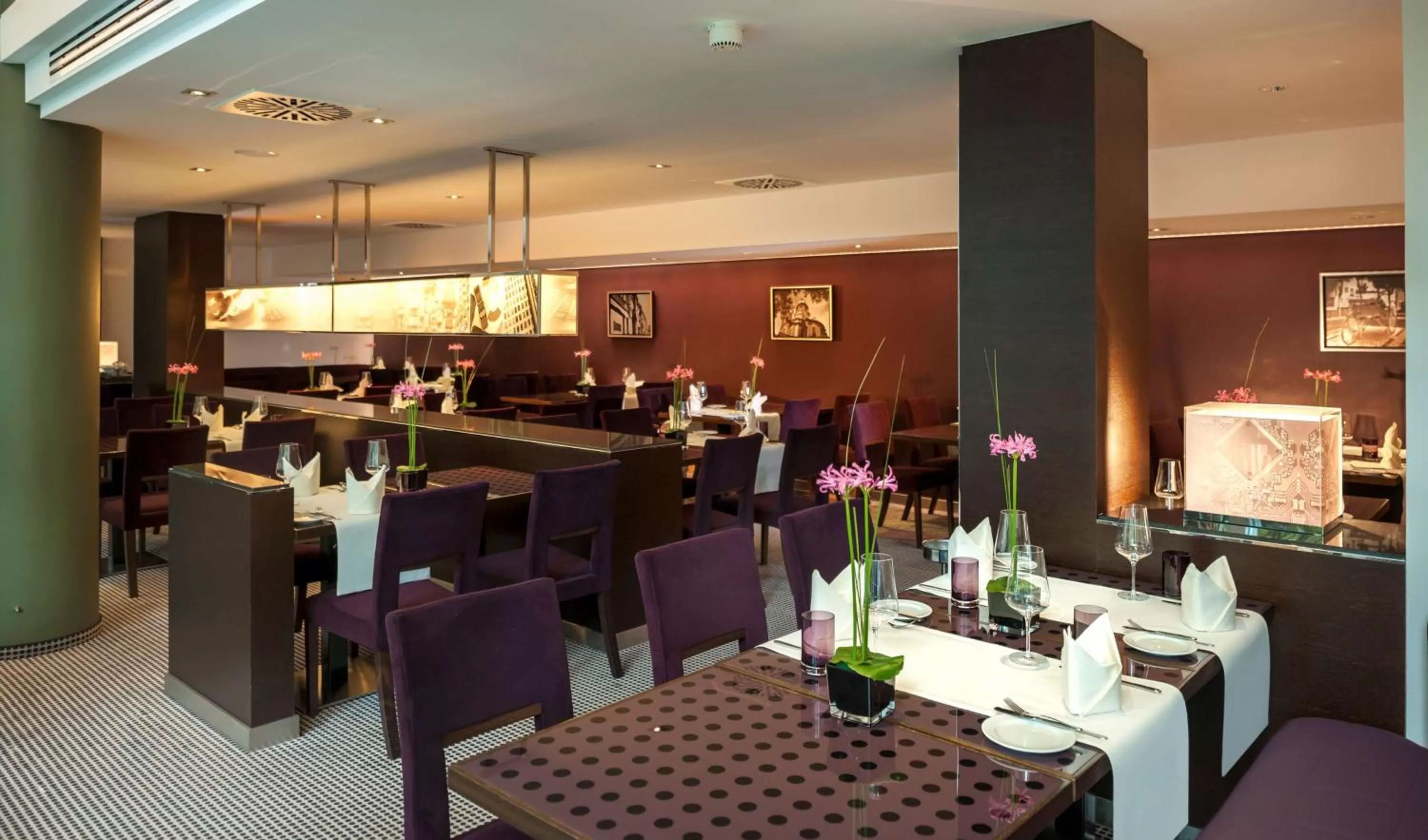 Restaurant/places to eat in Dorint Kongresshotel Mannheim