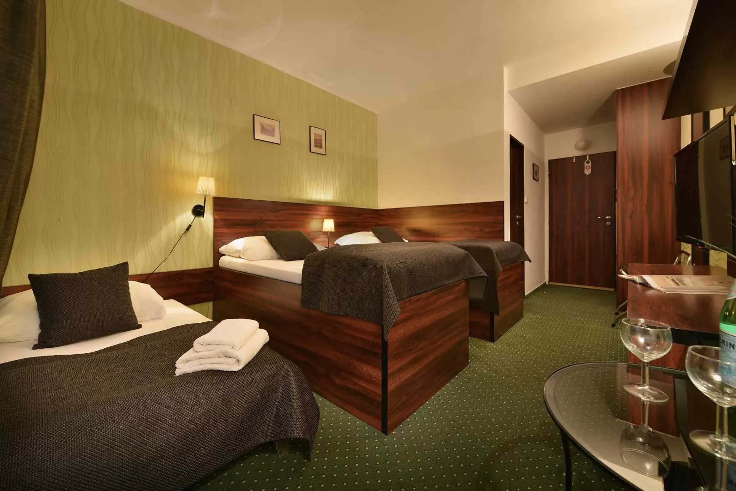 Comfort Triple Room in Parkhotel Morris Novy Bor Comfort Triple Room in Parkhotel Morris Novy Bor