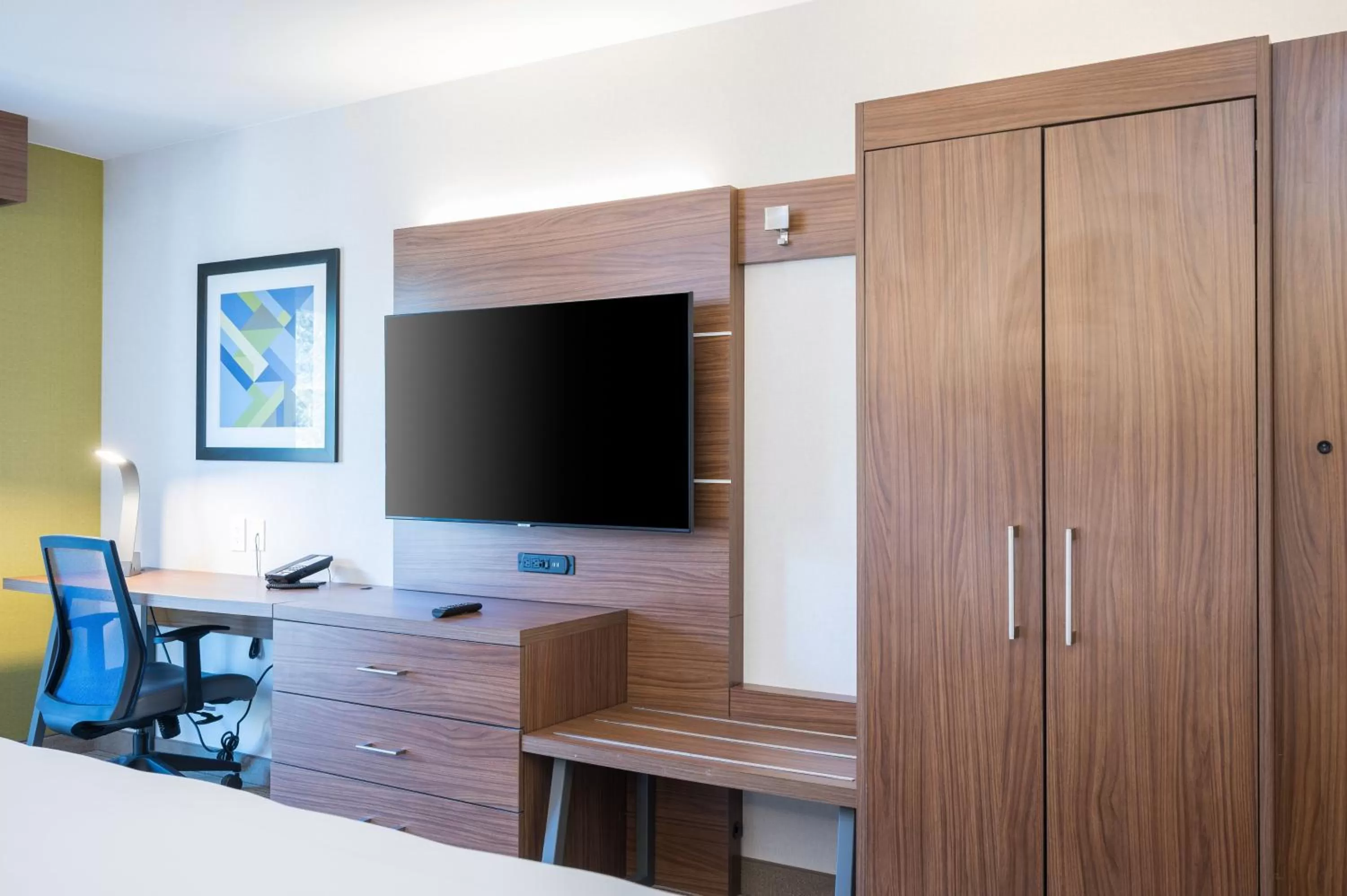 Photo of the whole room in Holiday Inn Express Grover Beach-Pismo Beach Area by IHG