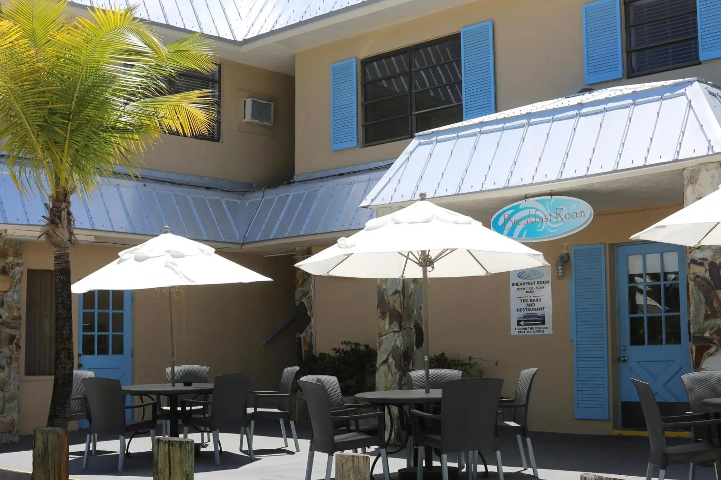 Property building in Gilbert's Resort