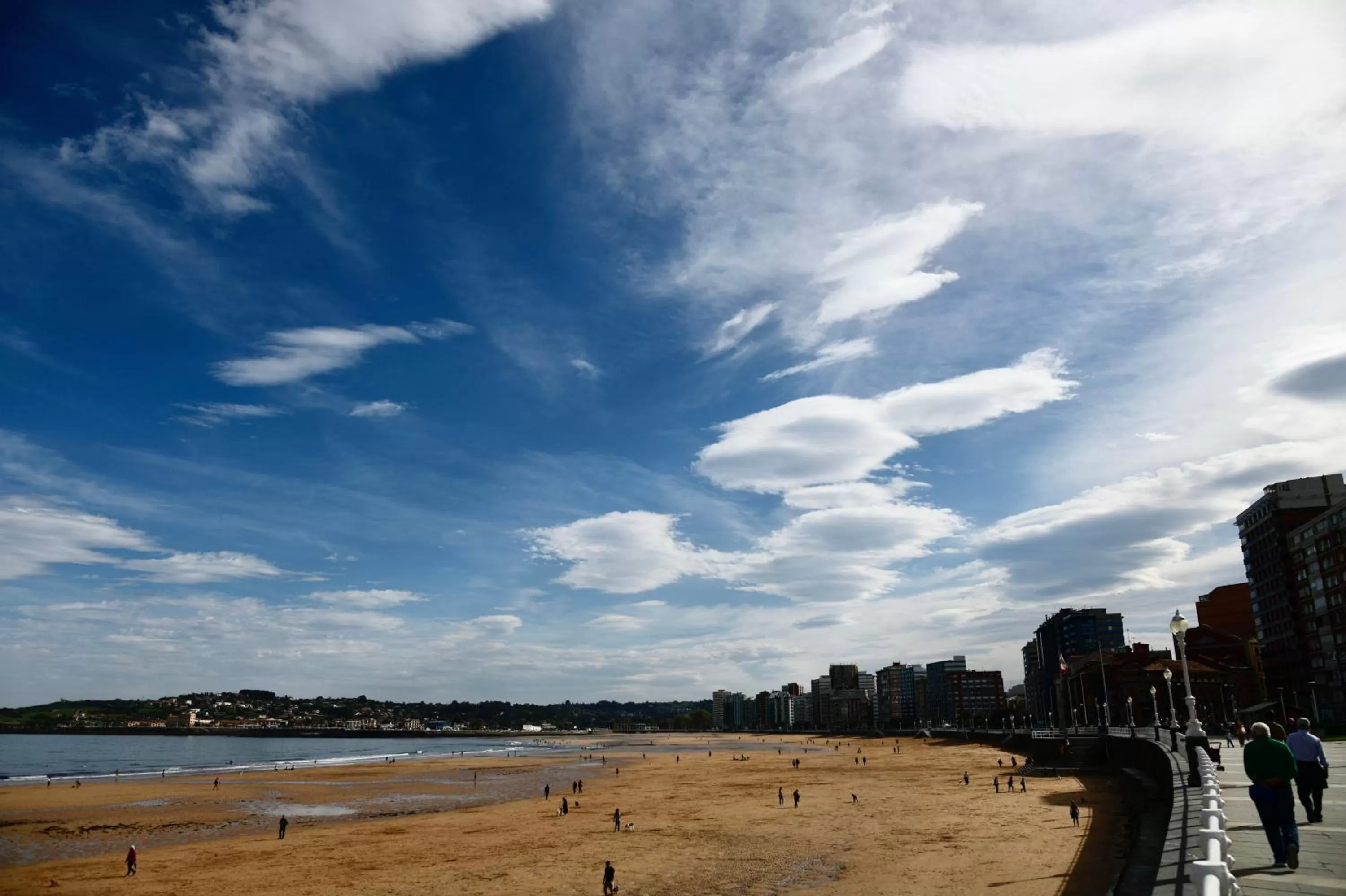 Beach in Hotel Zentral Gijón Rey Pelayo