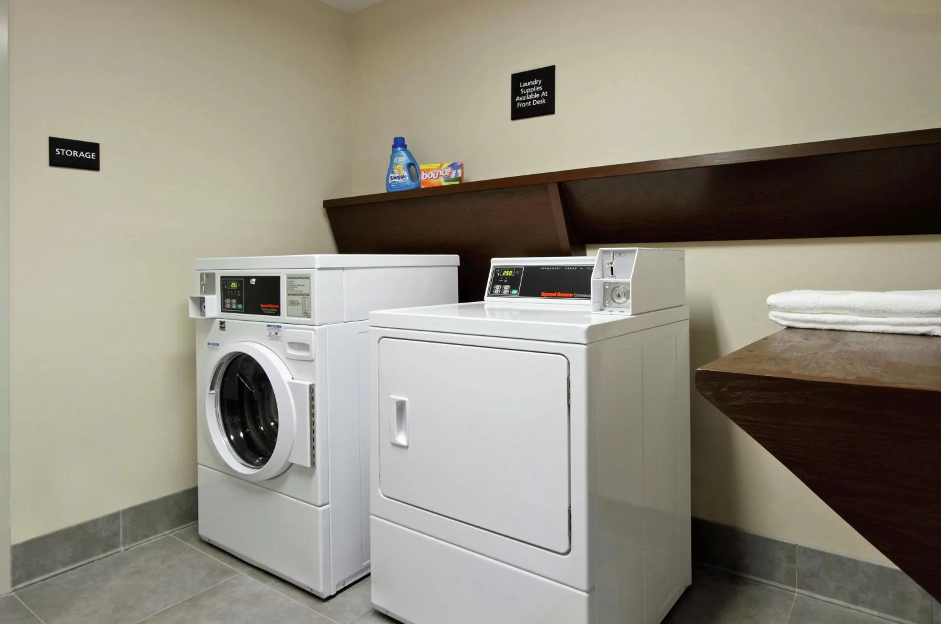 Property building in Hampton Inn Richland/South Jackson