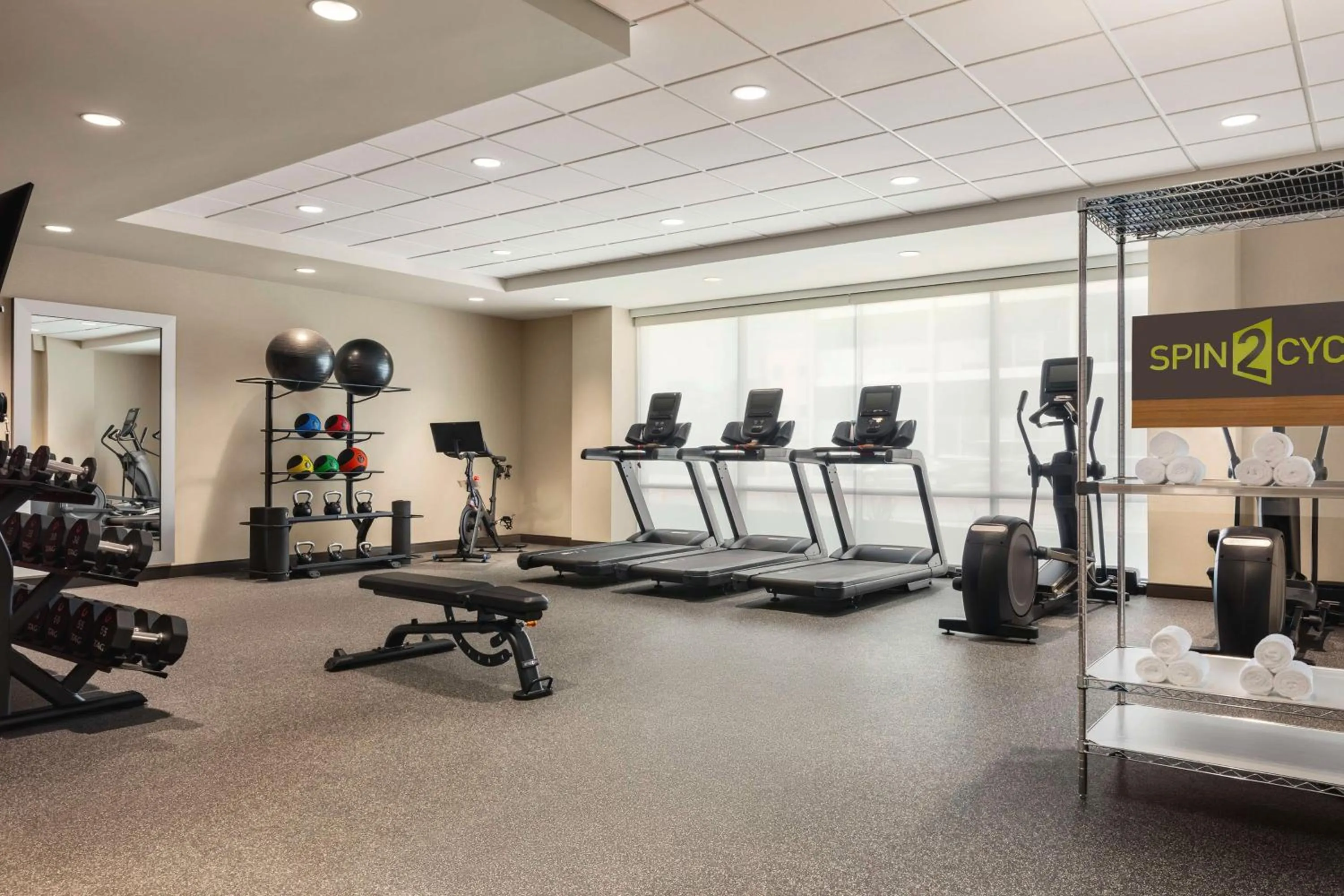 Fitness centre/facilities in Home2 Suites By Hilton Milwaukee West