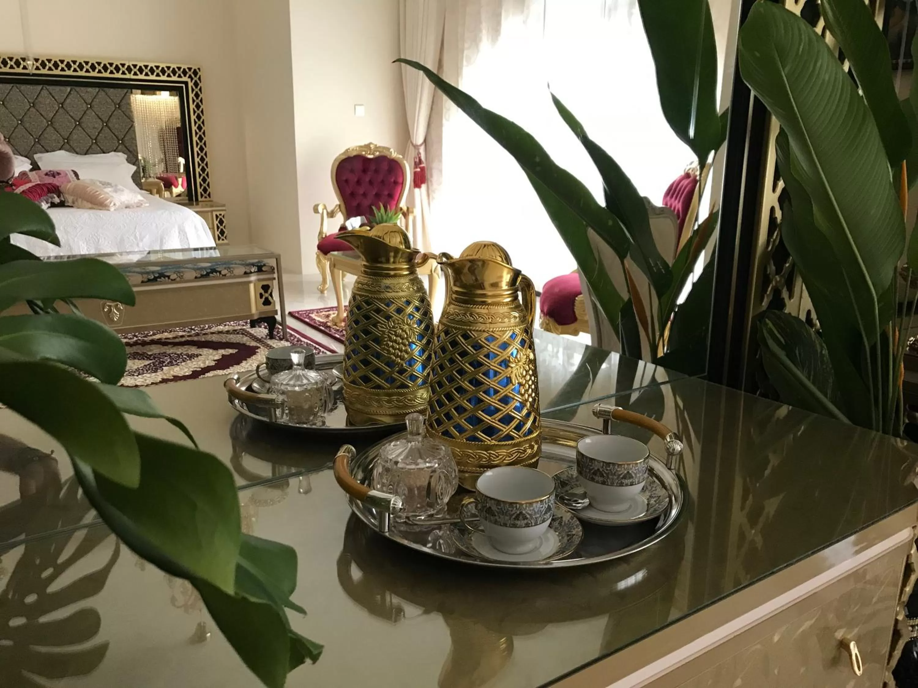 Coffee/tea facilities, Bed in Madinat Al Bahr Business & Spa Hotel