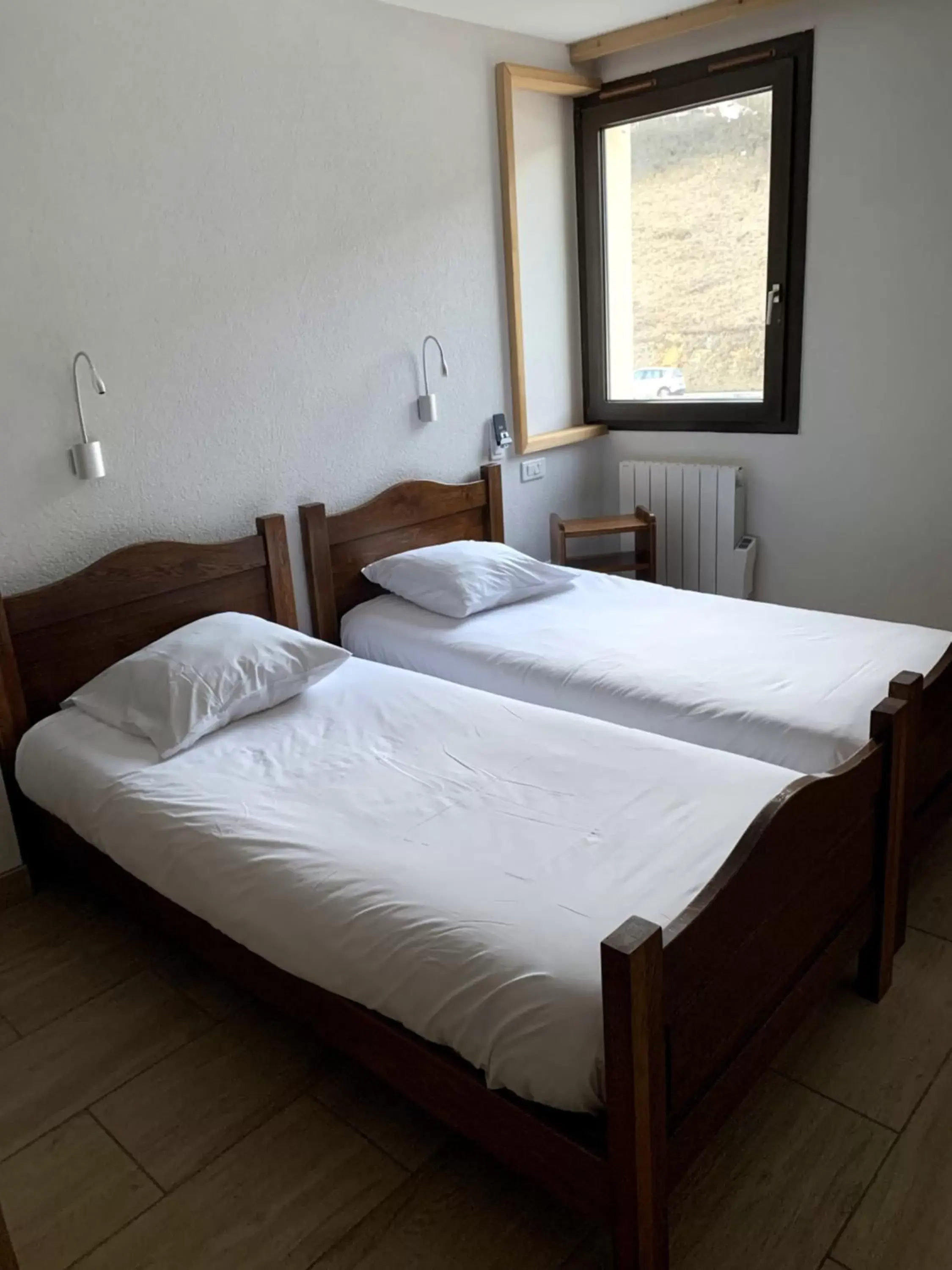 Double or Twin Room with Private Bathroom in Espace Morteau Double or Twin Room with Private Bathroom in Espace Morteau