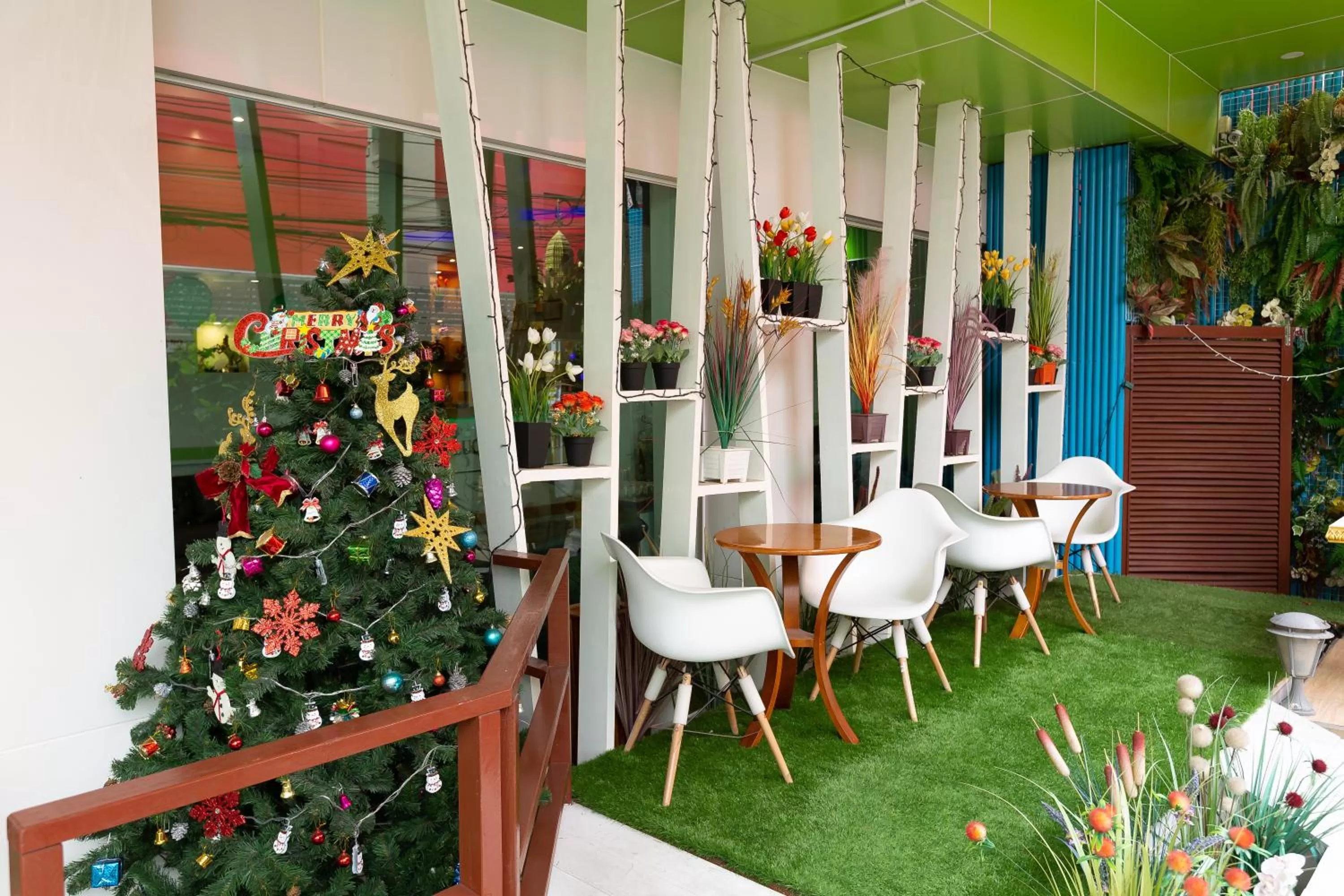 Facade/entrance in Lucky Green View