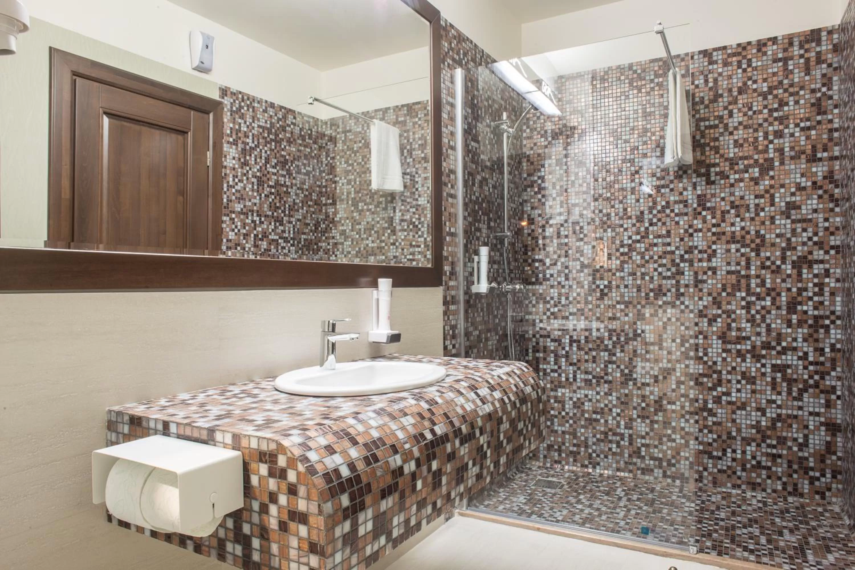 Bathroom in Hotel Relax Craiova