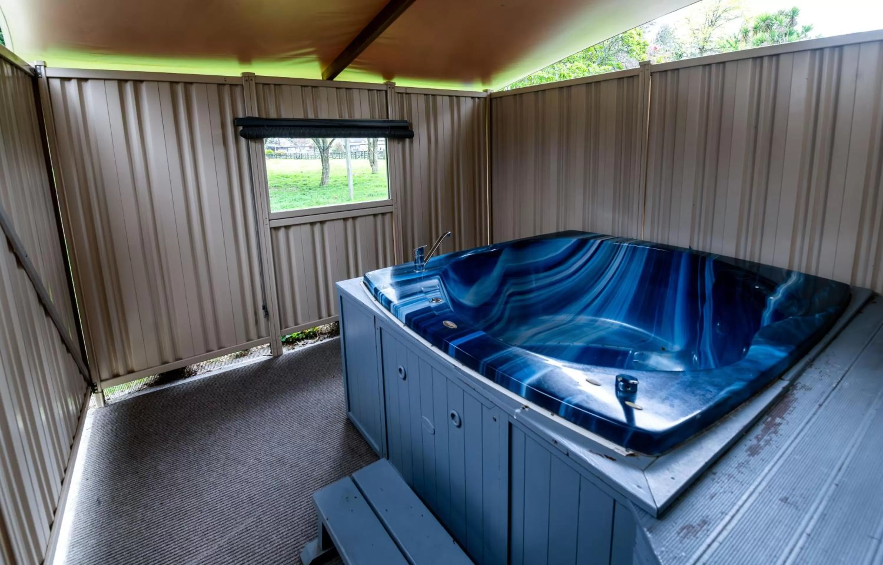 Swimming pool in Best Western Braeside Rotorua