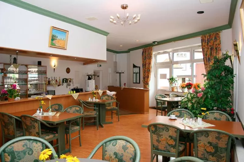 Restaurant/places to eat in Hotel Stadt Reinfeld
